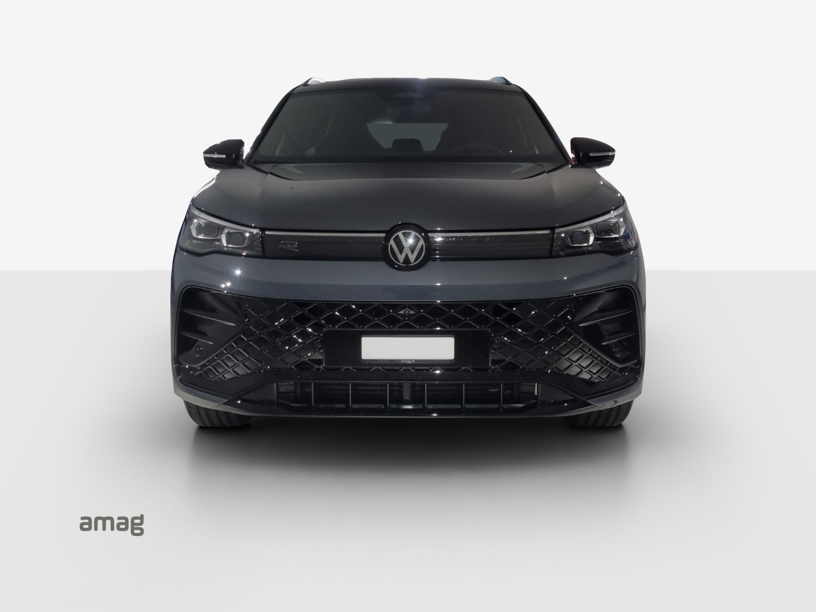 VW Tiguan 2.0 TSI DSG R-Line 4Motion-image-6