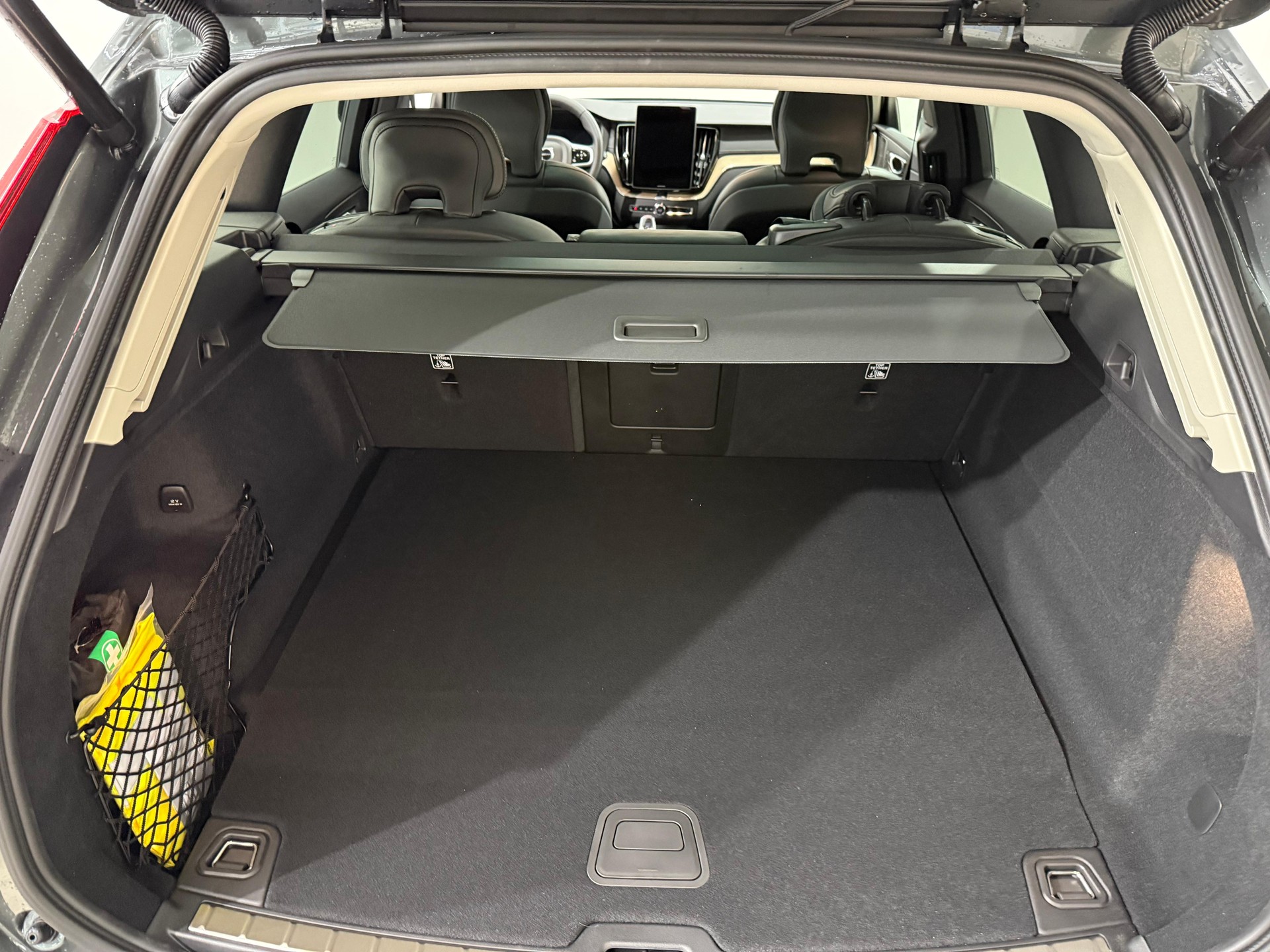 VOLVO XC60 2.0 T6 TE Ultra Bright eA-image-6