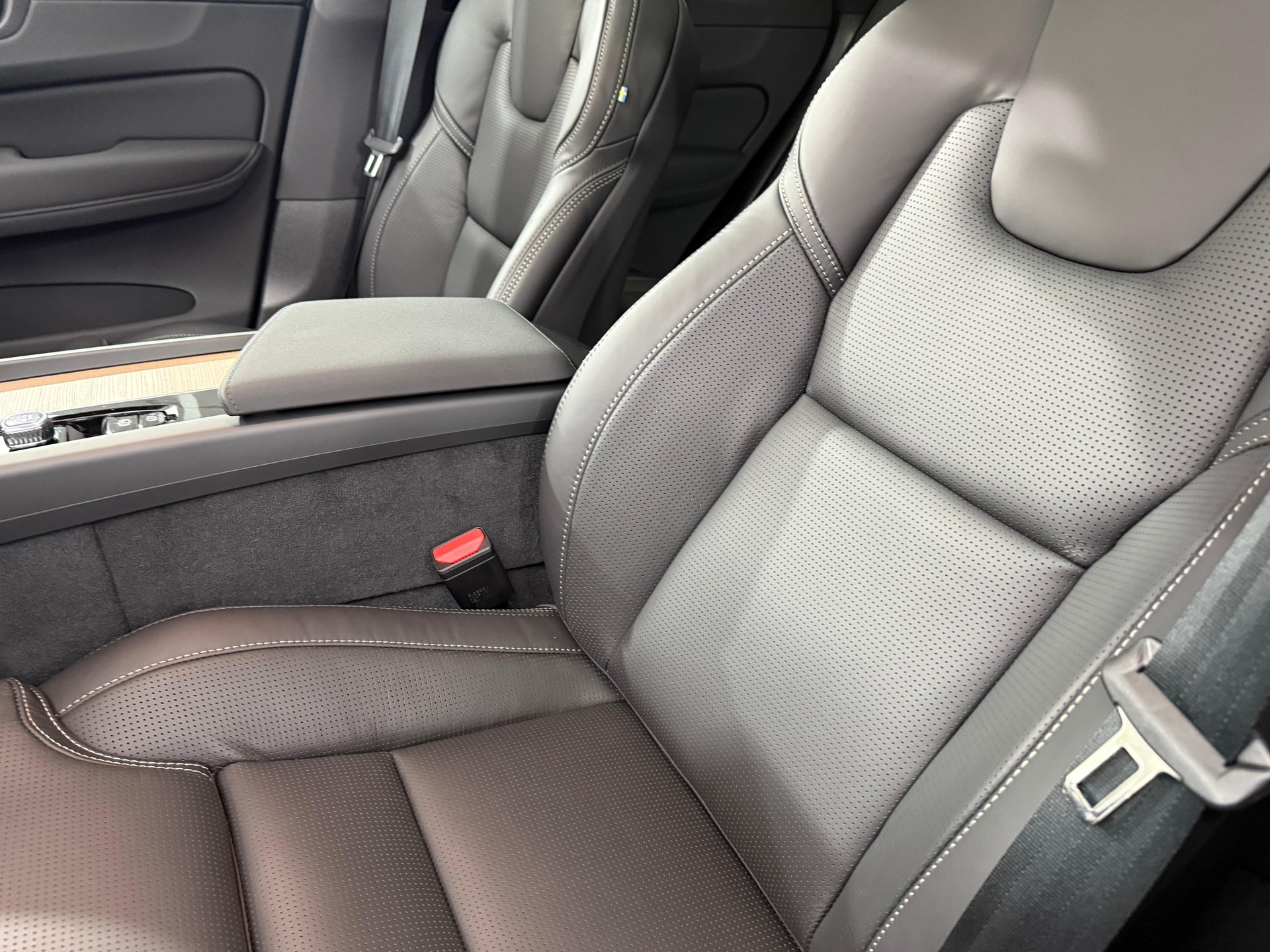 VOLVO XC60 2.0 T6 TE Ultra Bright eA-image-11
