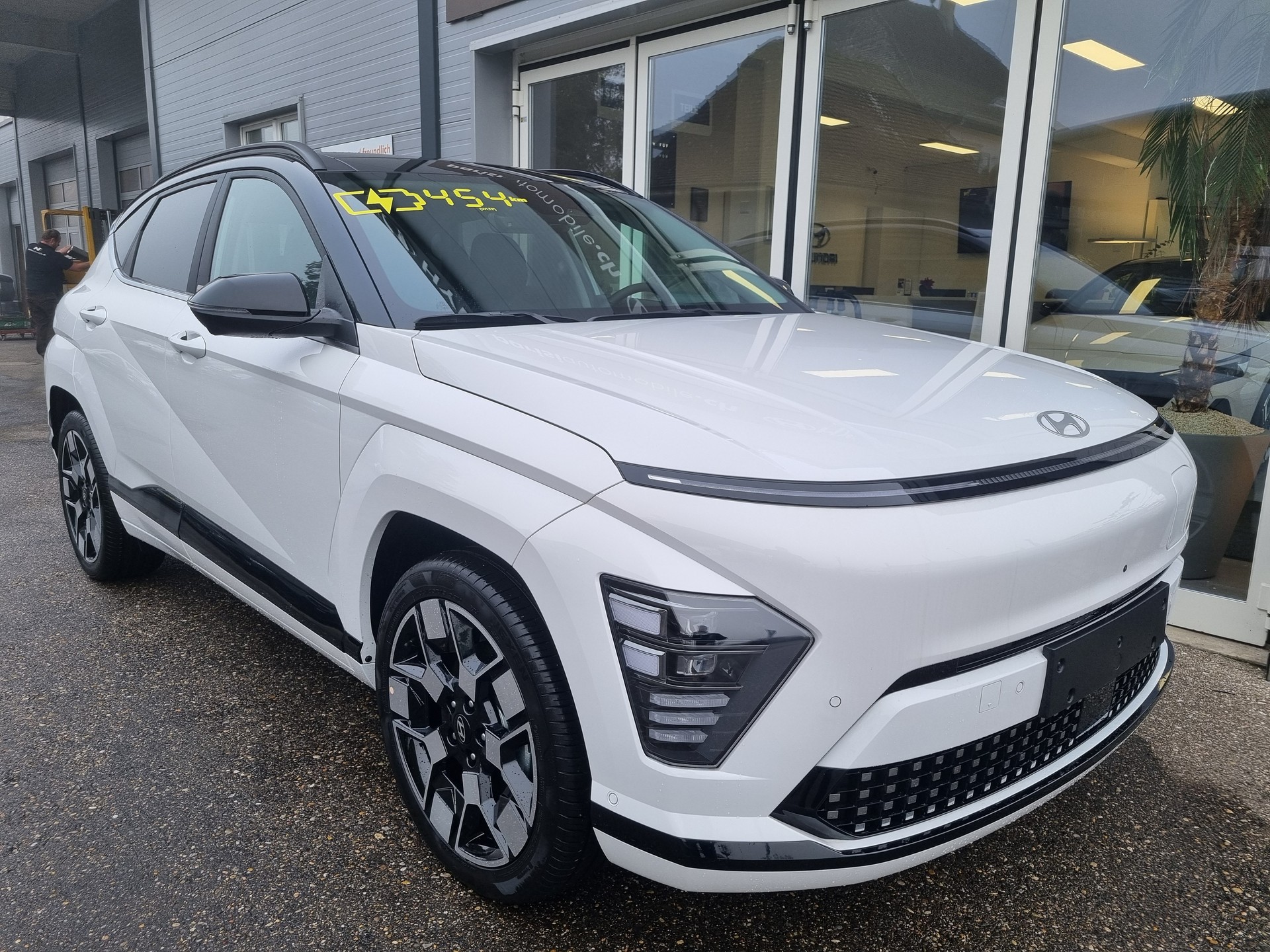 HYUNDAI Kona EV 65.4 kWh Vertex-image-0