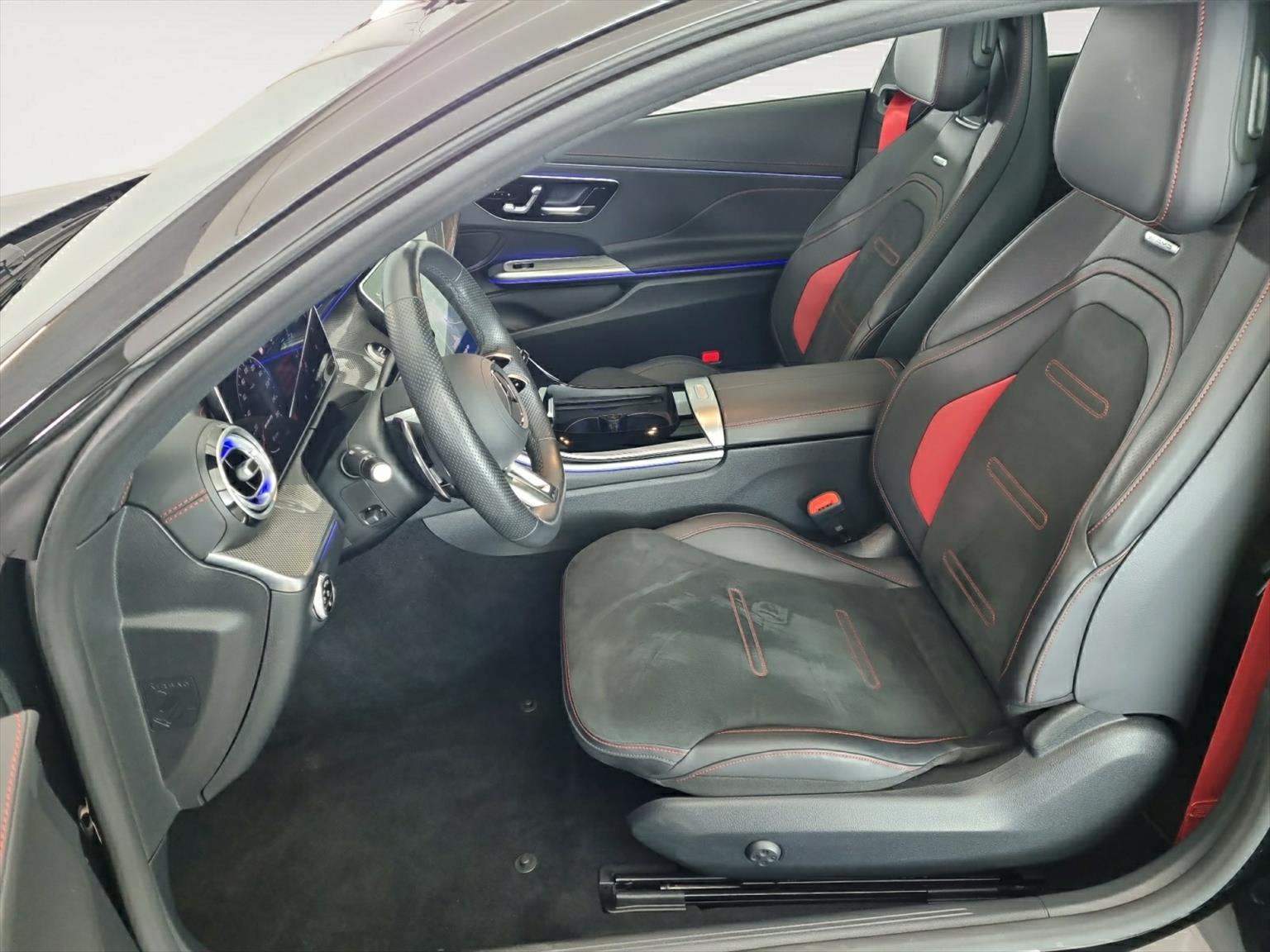 MERCEDES-BENZ CLE 53 AMG Coupé 4Matic+ Pano-image-4