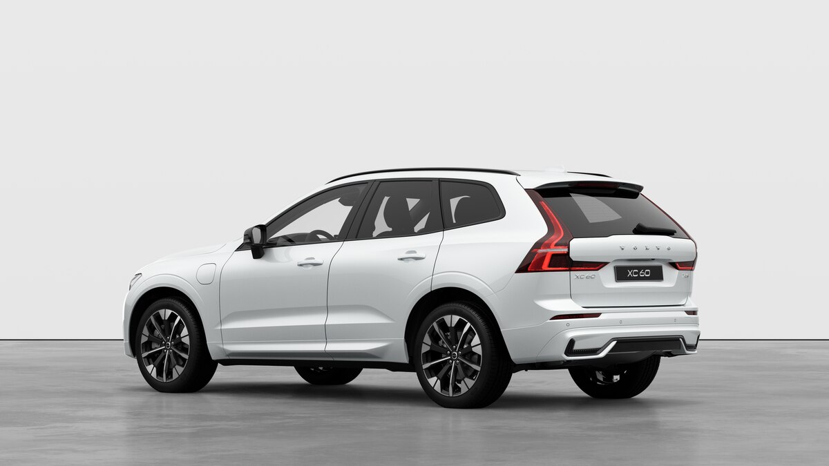VOLVO XC60 2.0 T6 TE Plus Dark eAWD-image-1