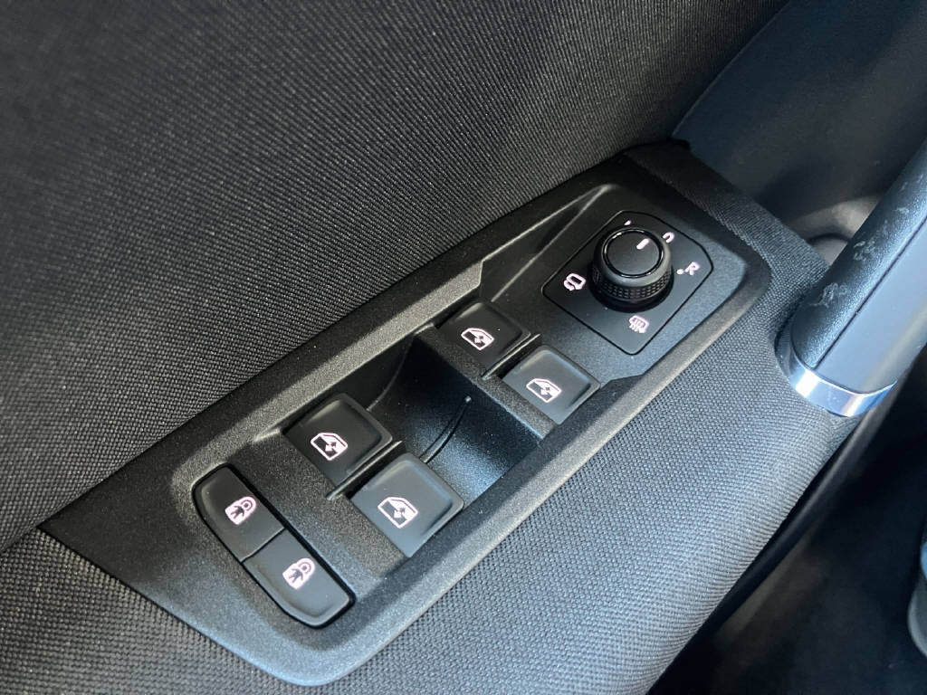 VW Touran 1.5 TSI Comfortline DSG-image-19