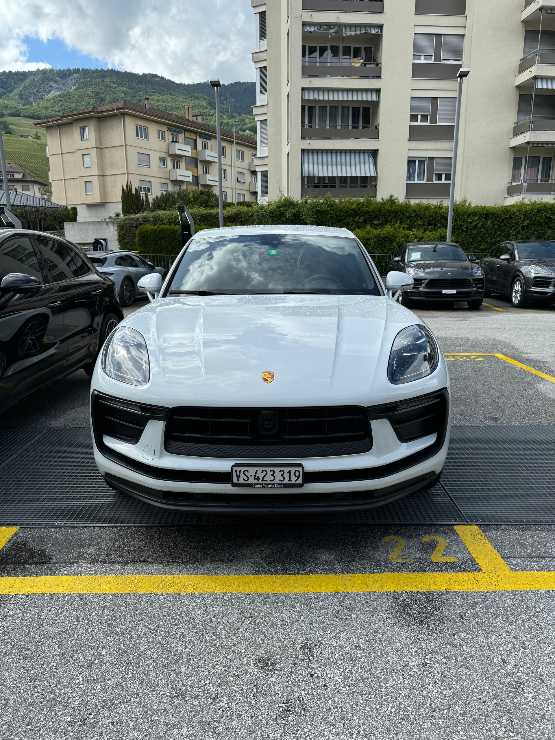 PORSCHE Macan PDK-image-0
