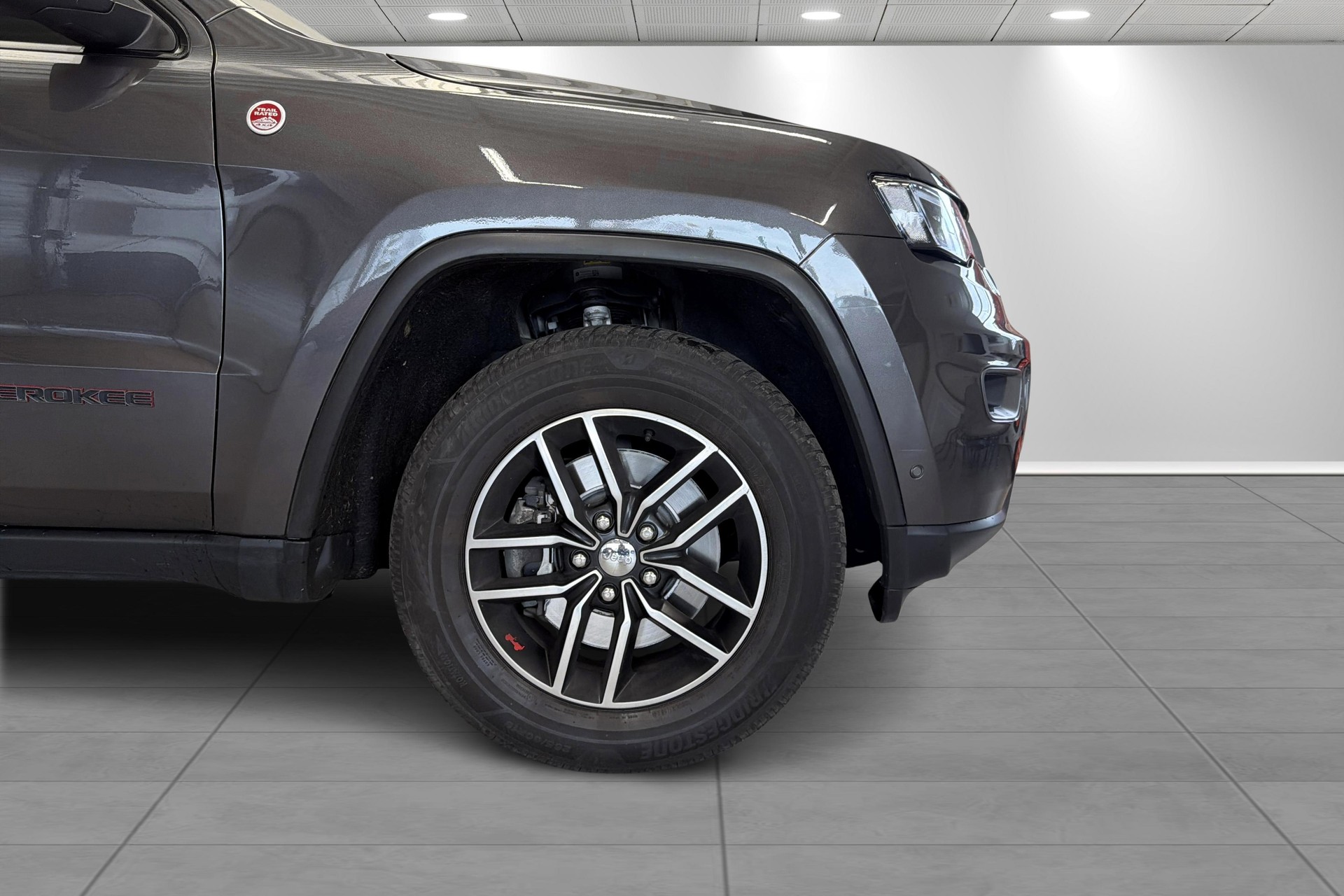 JEEP Grand Cherokee 3.0 CRD Trailhawk Automatic-showroom-element-3