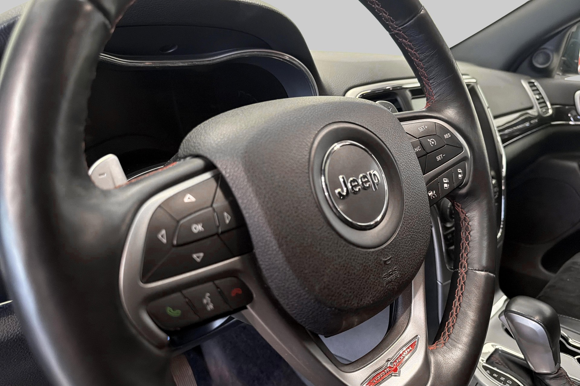 JEEP Grand Cherokee 3.0 CRD Trailhawk Automatic-image-10