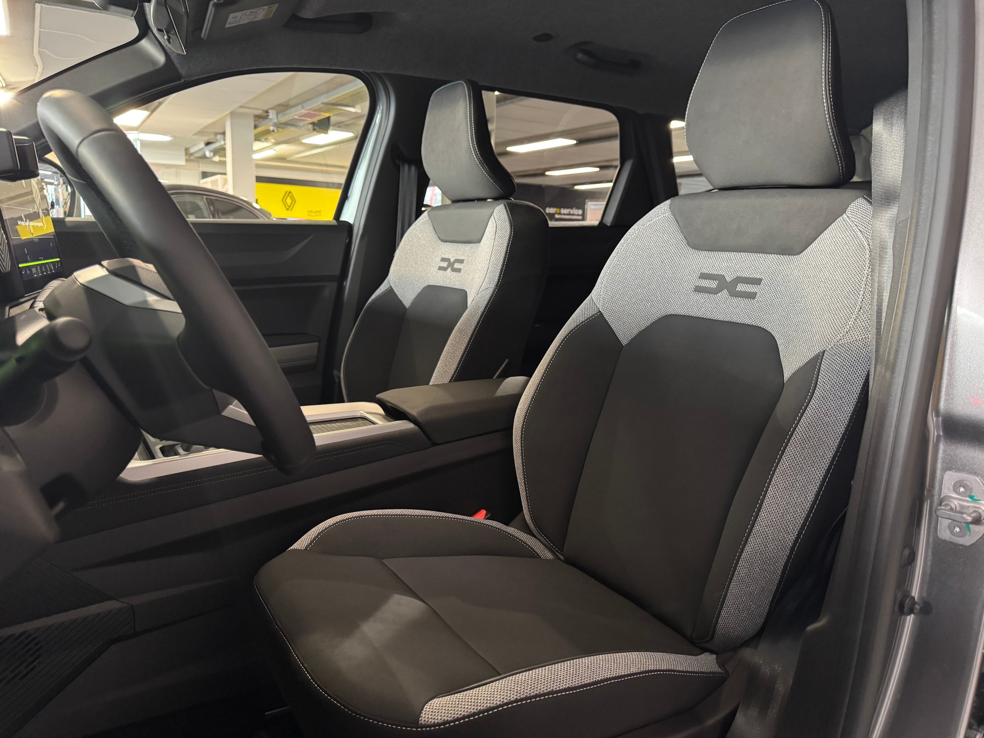 DACIA BIGSTER journey hybrid 155-image-12