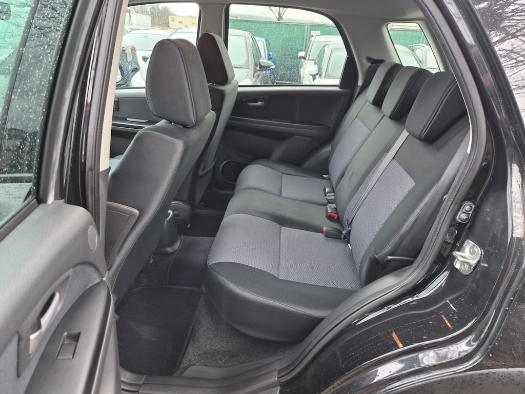 FIAT Sedici 1.6 4WD Emotion-image-9