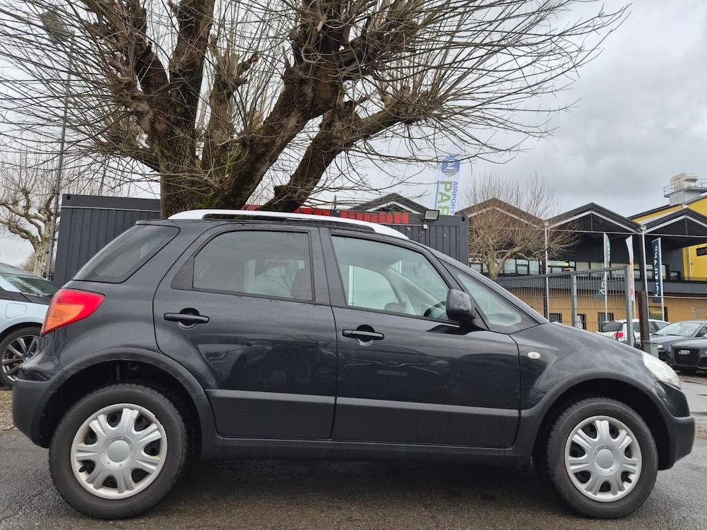 FIAT Sedici 1.6 4WD Emotion-image-6
