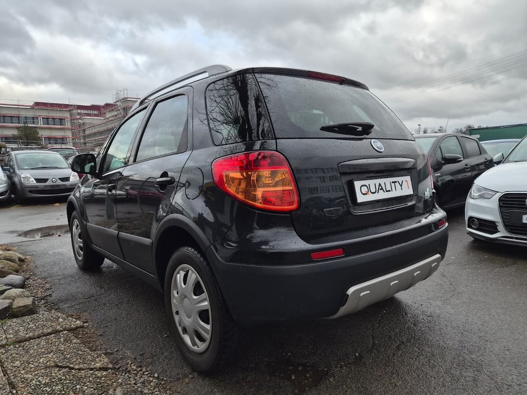 FIAT Sedici 1.6 4WD Emotion-image-3
