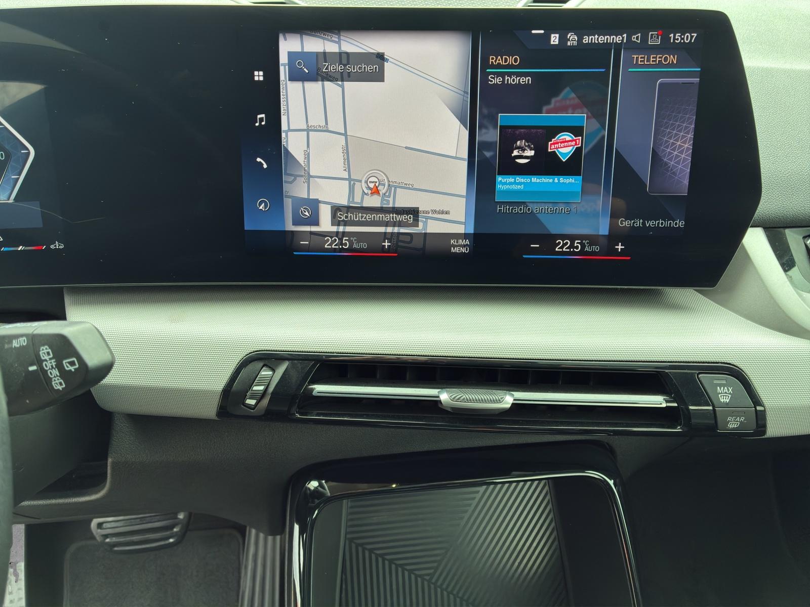 BMW X1 18i sDrive-image-17
