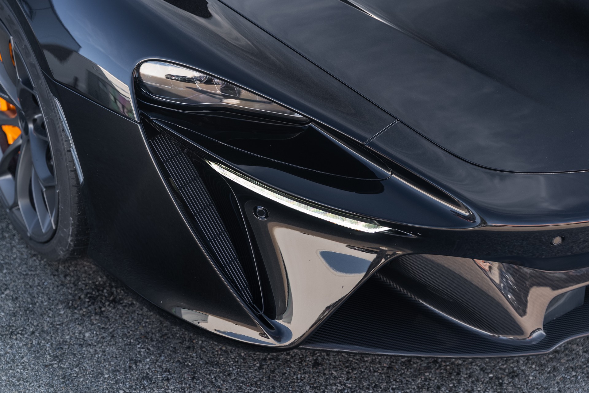 McLAREN Artura Spider-image-14