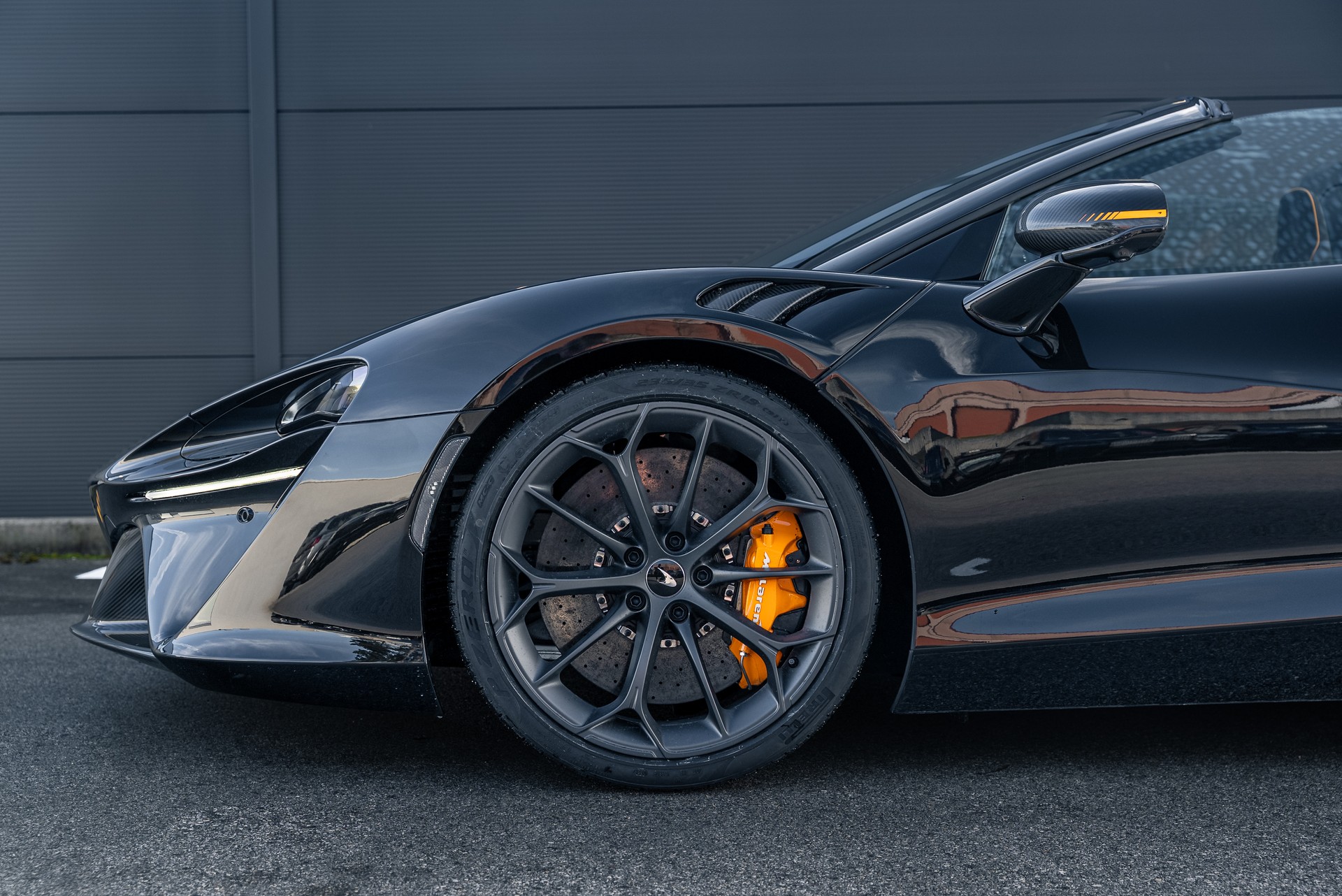 McLAREN Artura Spider-image-3