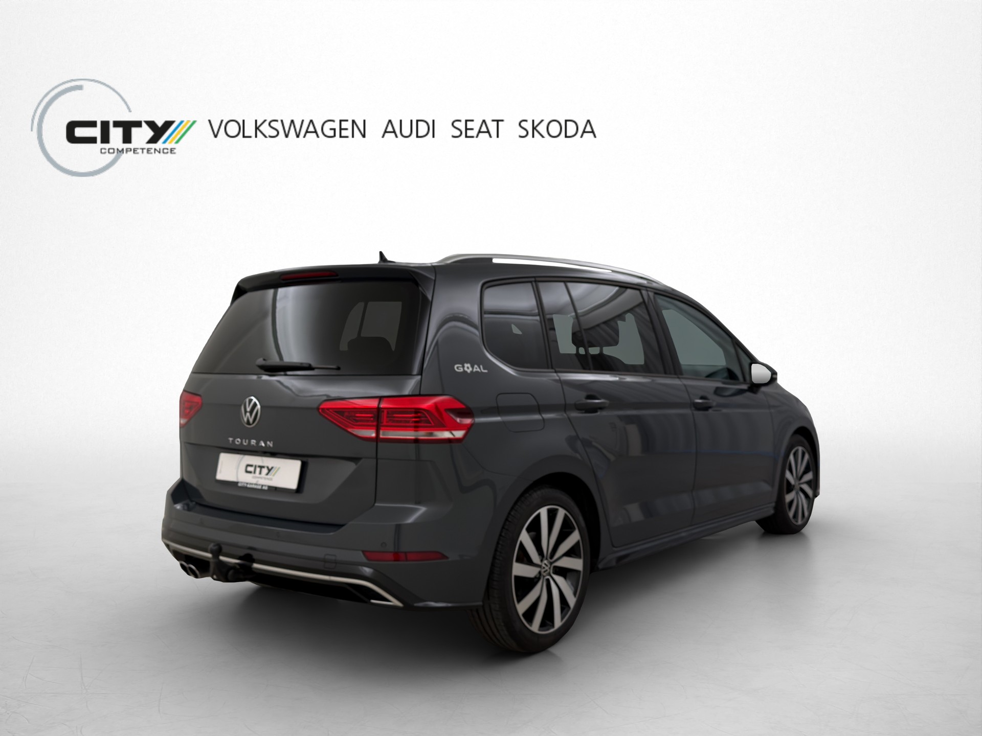 VW Touran 2.0 TDI Comfort DSG R-Line-image-2
