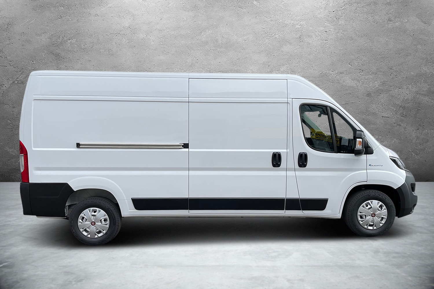 FIAT E-Ducato 35 47kWh L3H2-image-1