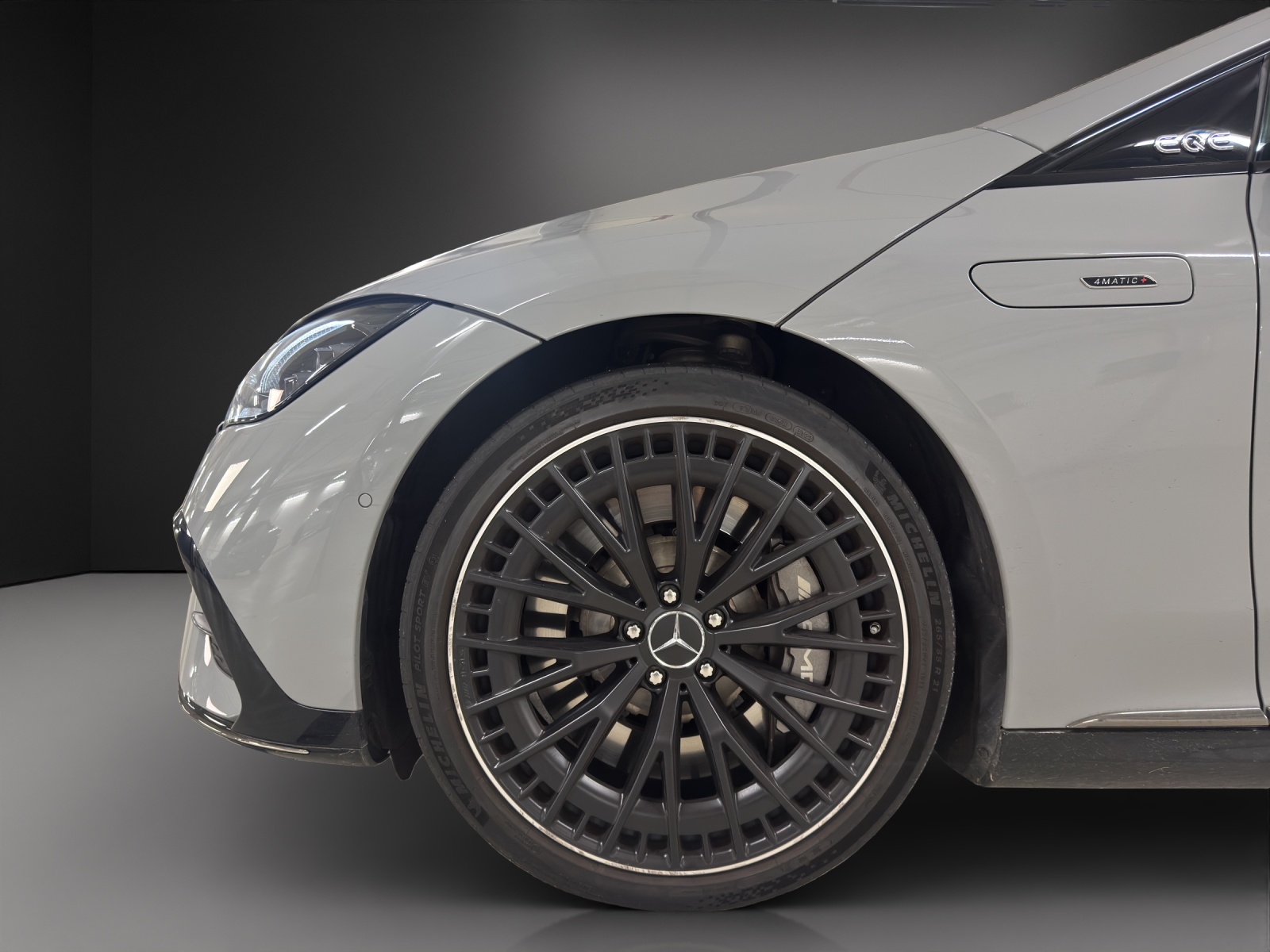 MERCEDES-BENZ EQE 53 AMG 4 Matic+ Executive Edition-image-8