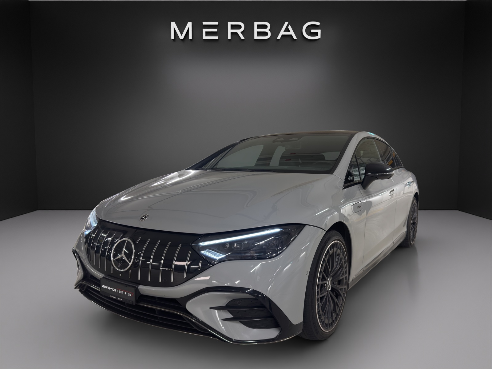MERCEDES-BENZ EQE 53 AMG 4 Matic+ Executive Edition-image-2