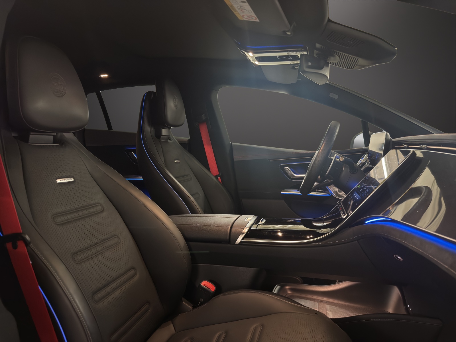 MERCEDES-BENZ EQE 53 AMG 4 Matic+ Executive Edition-image-13