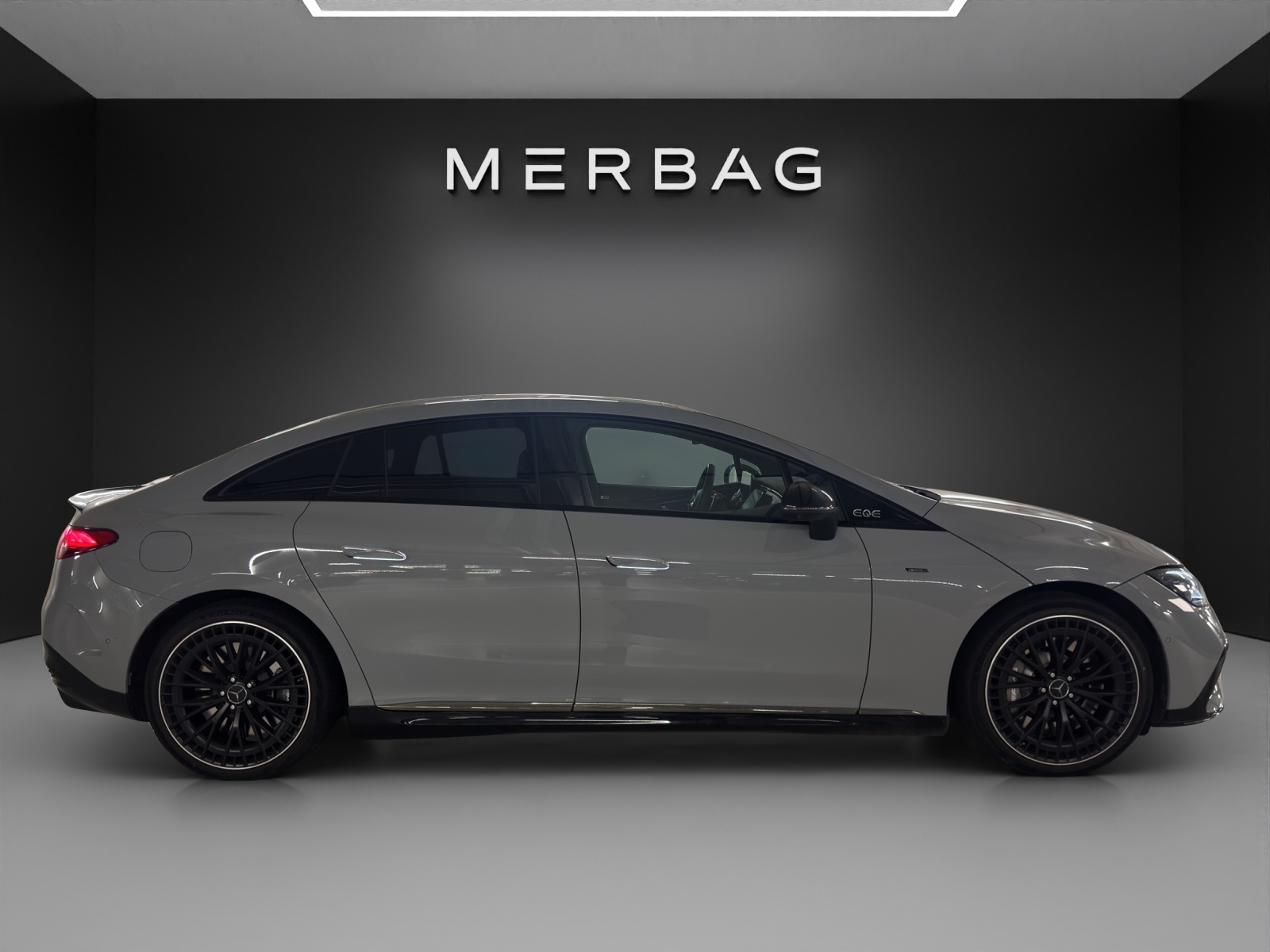 MERCEDES-BENZ EQE 53 AMG 4 Matic+ Executive Edition-image-7
