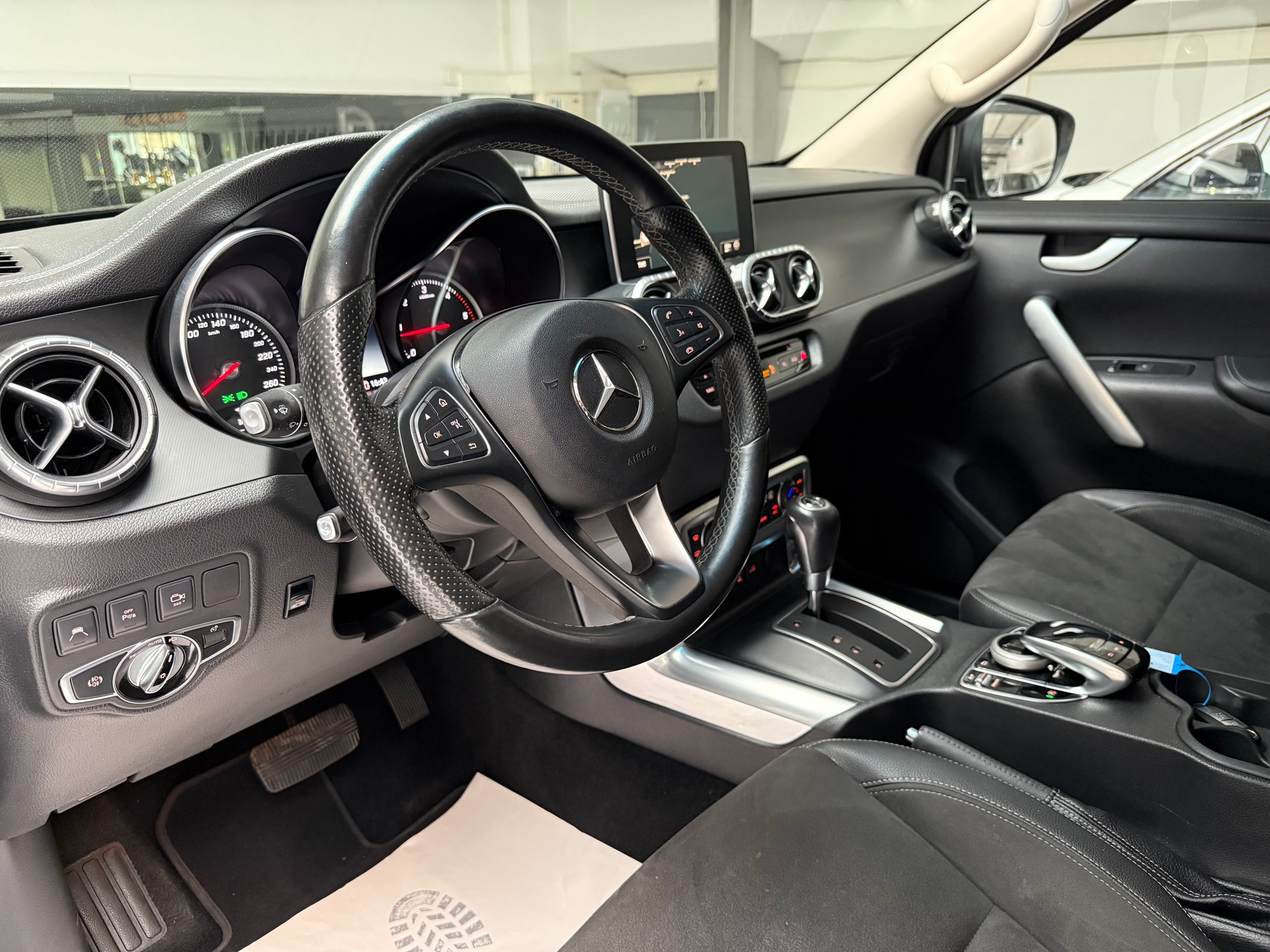 MERCEDES-BENZ X 350 d 4MATIC Power A Doppel Cab.-image-10