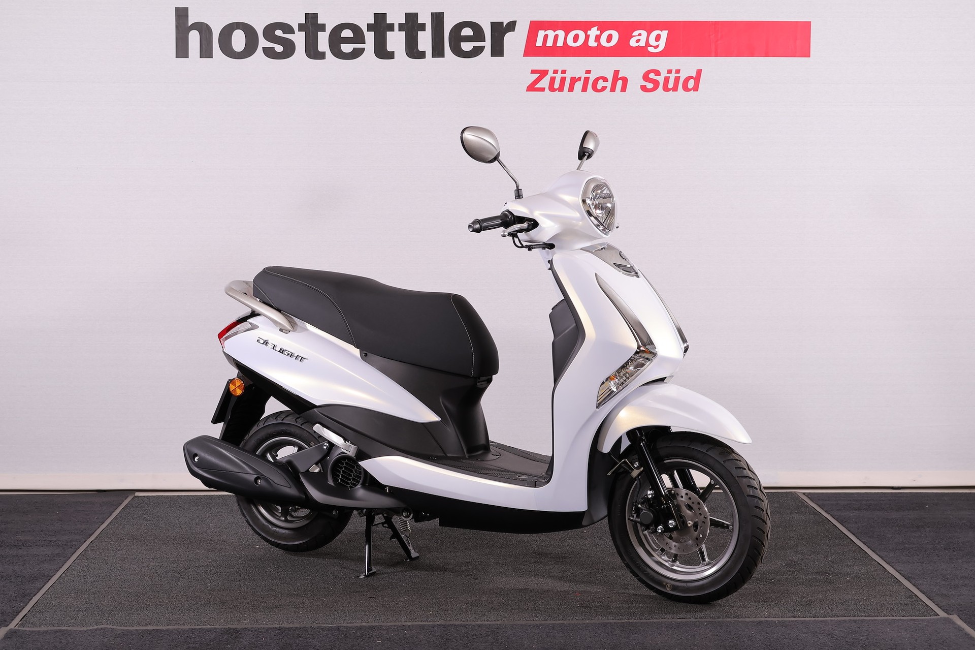 YAMAHA D'elight-showroom-element-2