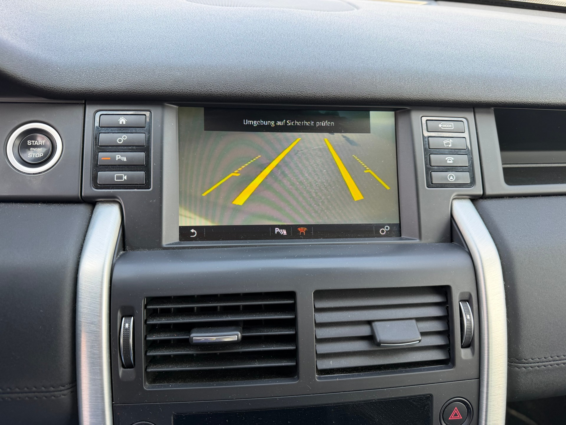 LAND ROVER Discovery Sport 2.0 TD4 Pure AT9-image-7