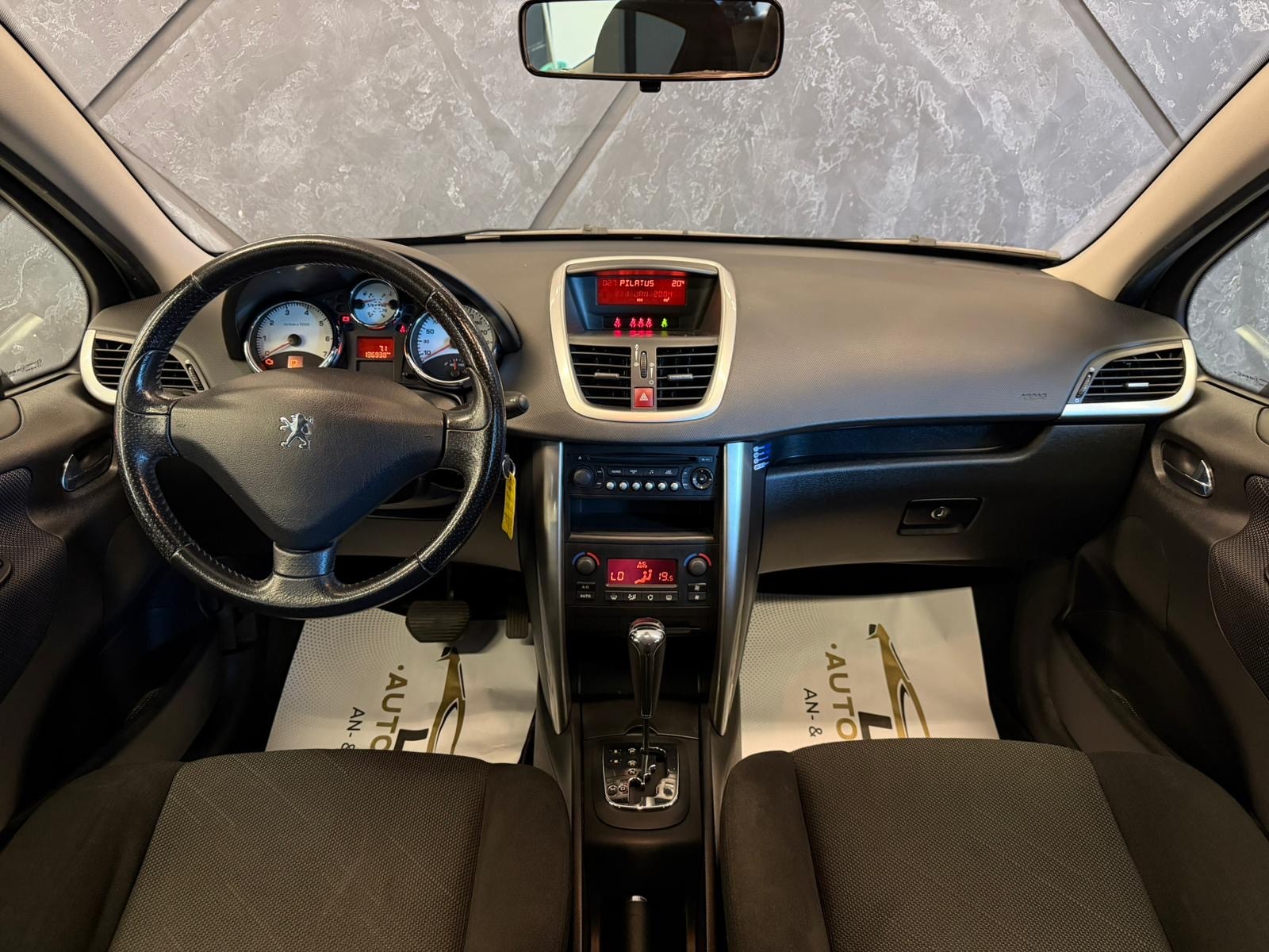 PEUGEOT 207 SW 1.6 16V Sport Automatic-image-8