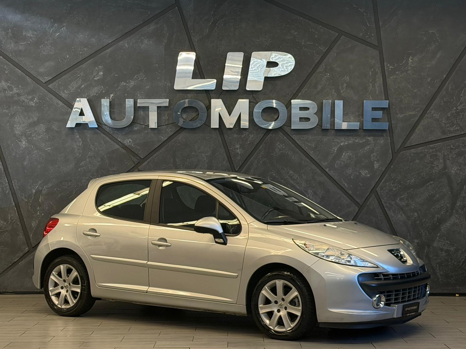 PEUGEOT 207 SW 1.6 16V Sport Automatic-image-2