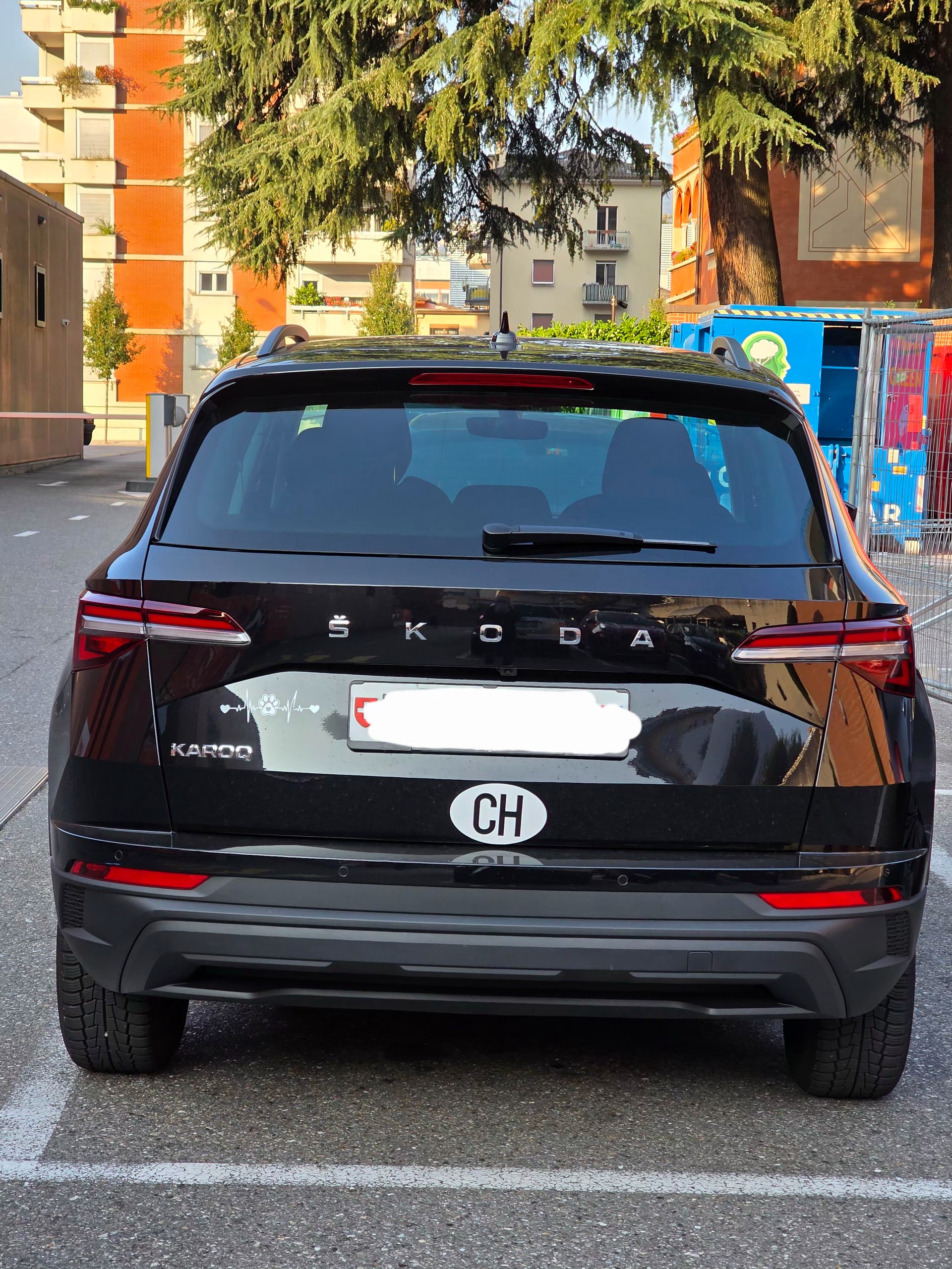 SKODA Karoq 1.5 TSI Ambition DSG-image-4