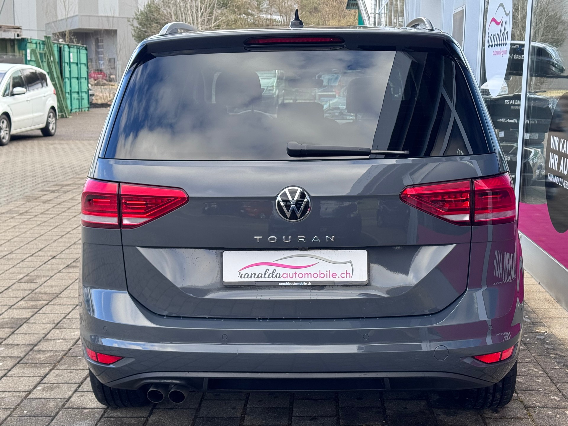 VW Touran 2.0 TDI BlueMotion Technology Comfortline DSG+7 Plätzer+LED Scheinwerfer+Navi+ACC+Panorama+Winterräder+-image-8
