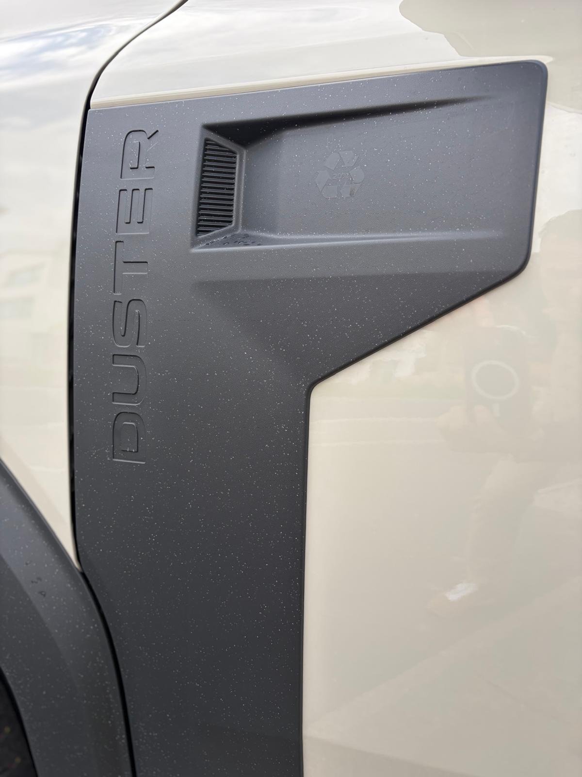 DACIA Duster HEV 155 Journey-image-13