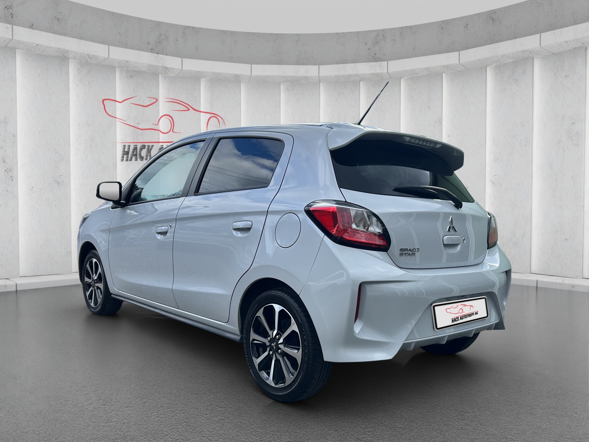 MITSUBISHI Space Star 1.2 CVT Diamond-image-3