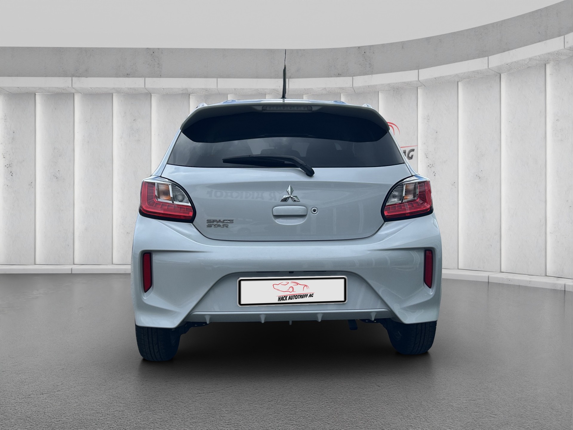 MITSUBISHI Space Star 1.2 CVT Diamond-image-4