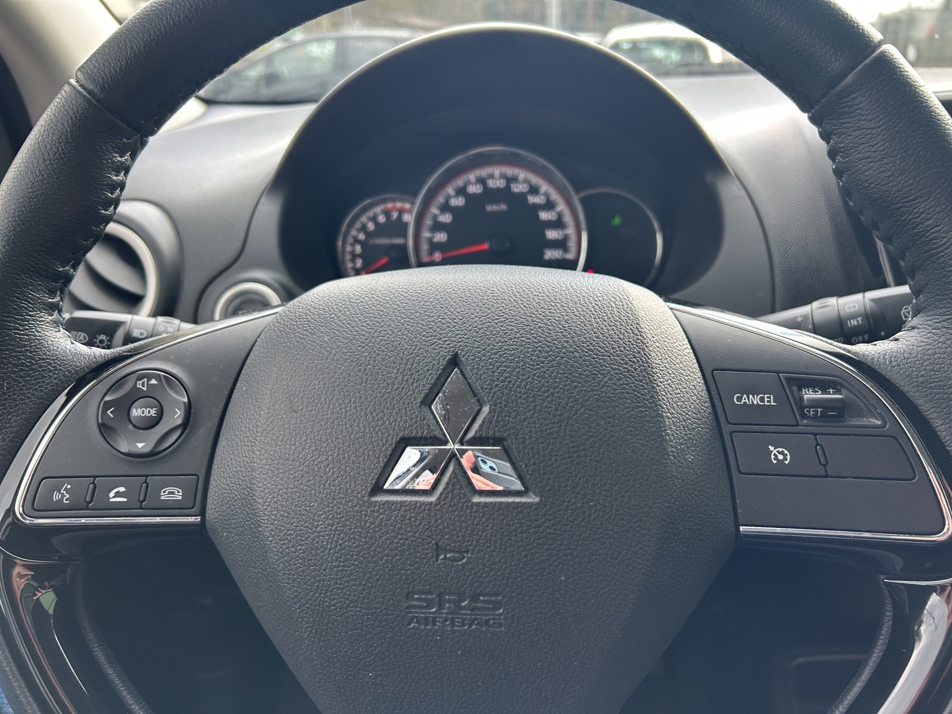MITSUBISHI Space Star 1.2 CVT Diamond-image-11