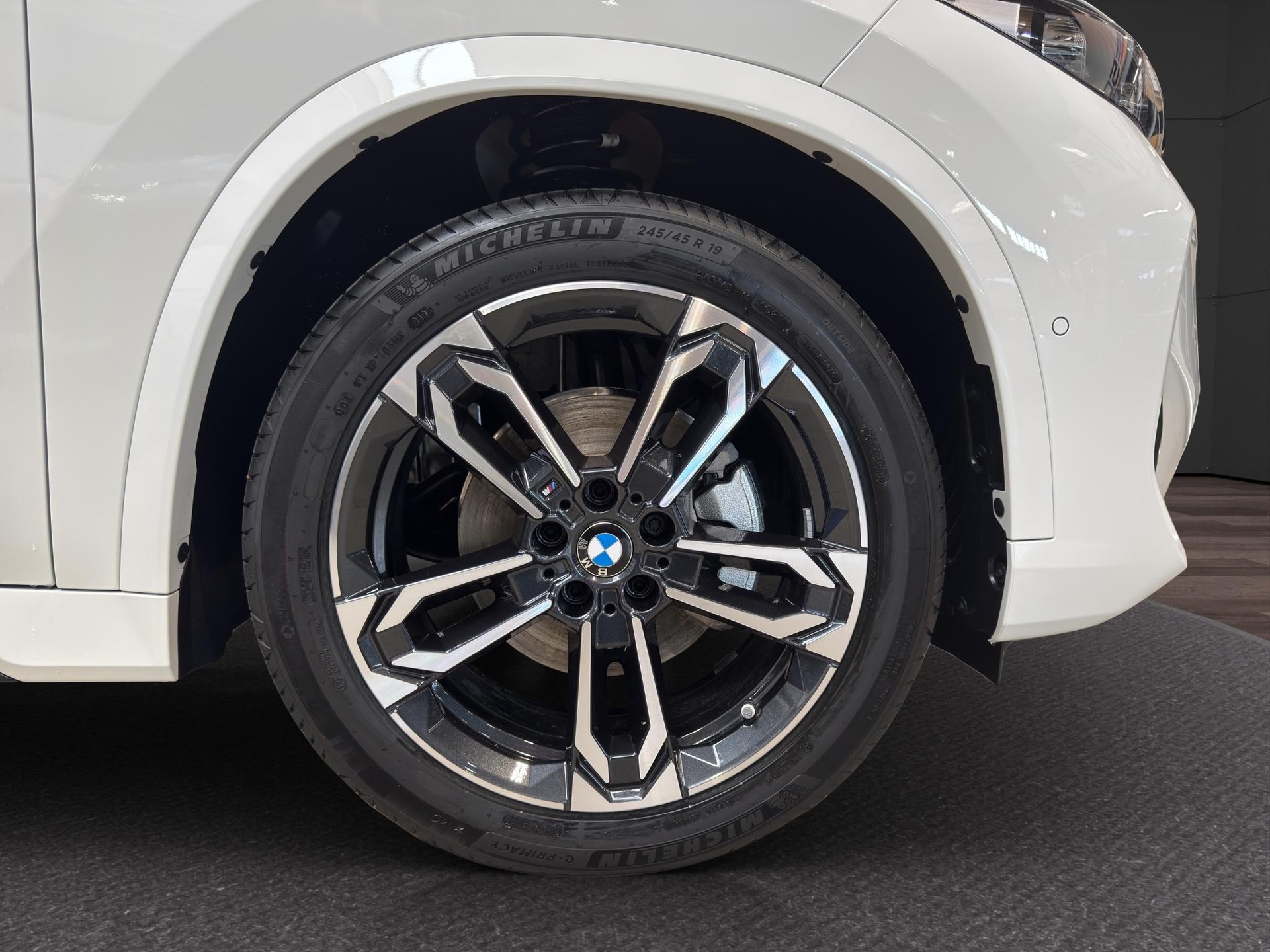 BMW X1 20d xDrive paddles-image-15