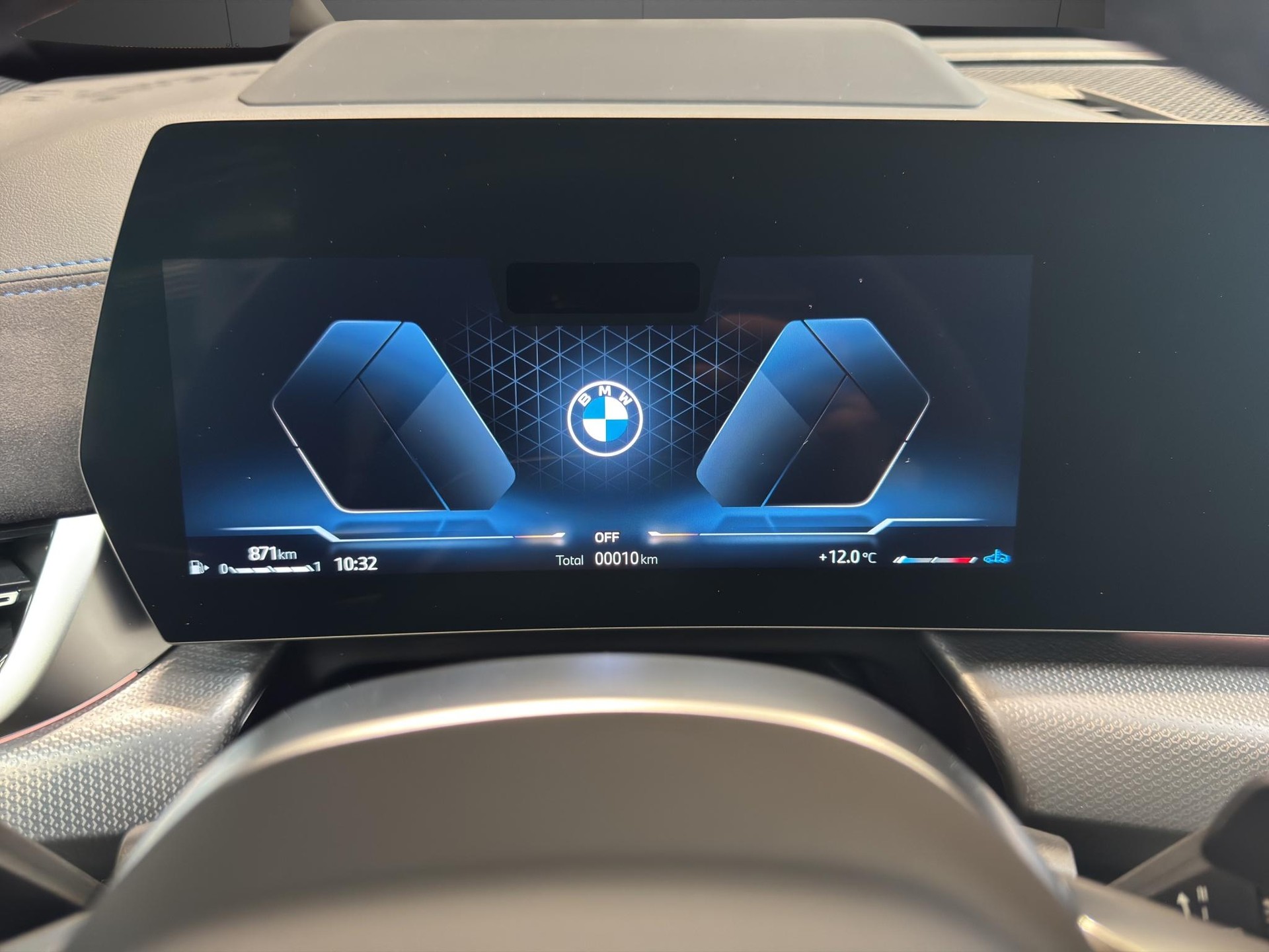 BMW X1 20d xDrive paddles-image-12