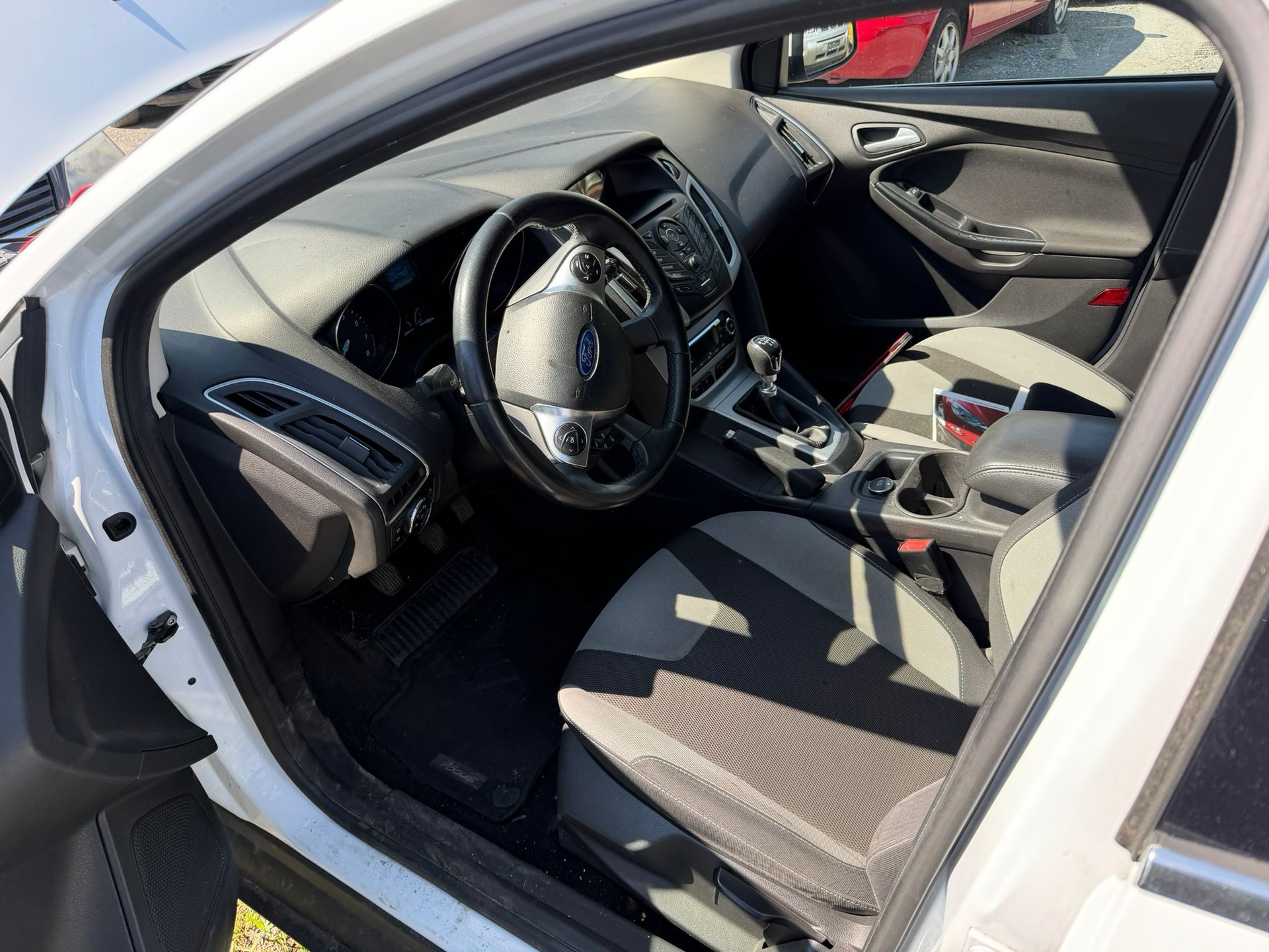 FORD Focus 1.0 SCTi Trend-image-4
