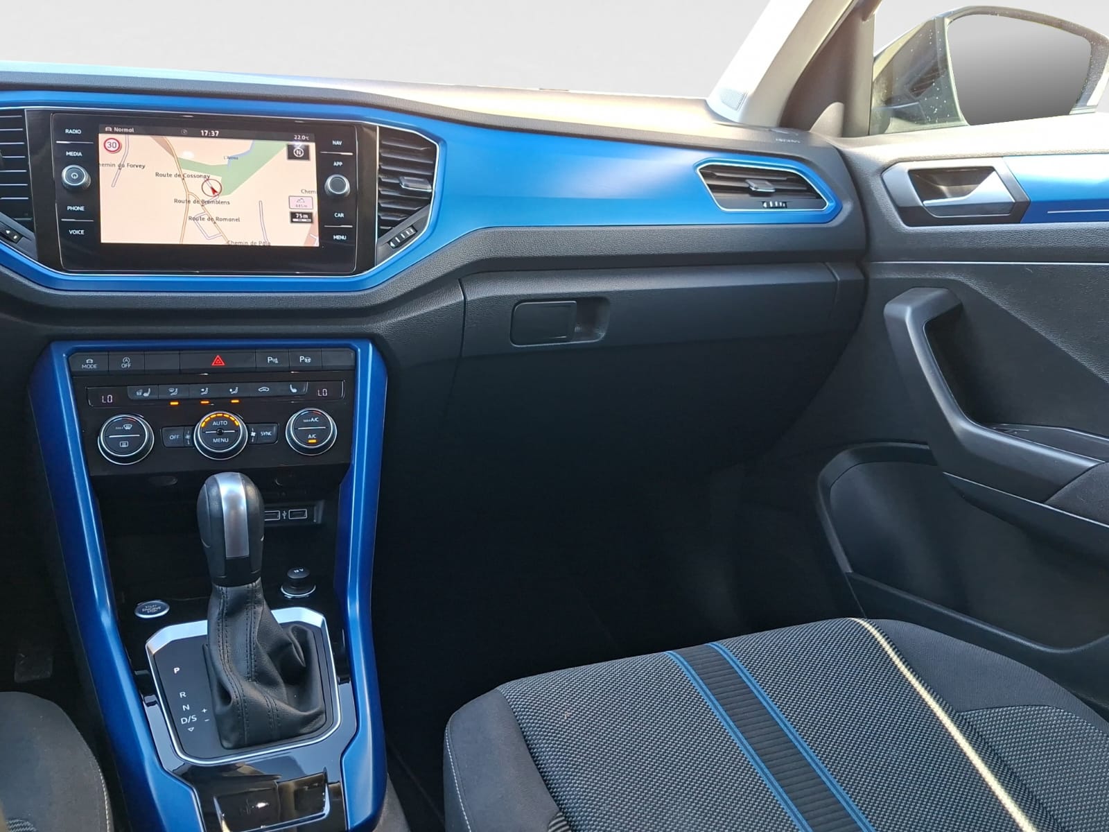 VW T-Roc 1.5 TSI EVO Advance DSG-image-16