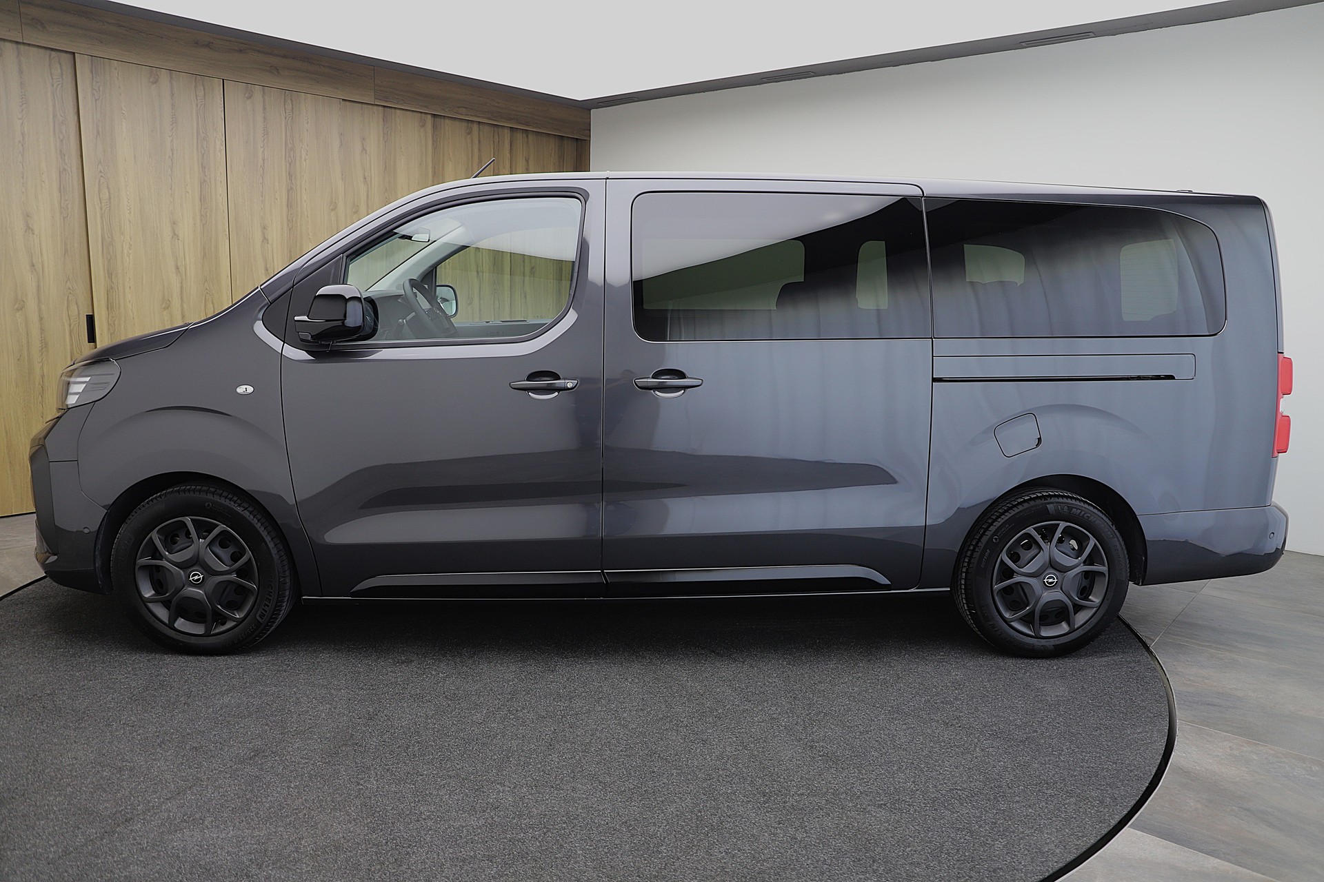 OPEL Zafira 2.0 CDTI XL Automatik 9-Sitzer-image-2