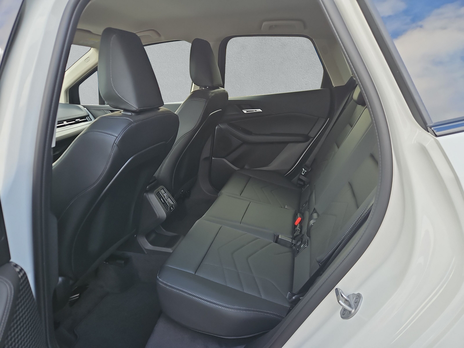 BMW 218d Active Tourer DKG-image-12