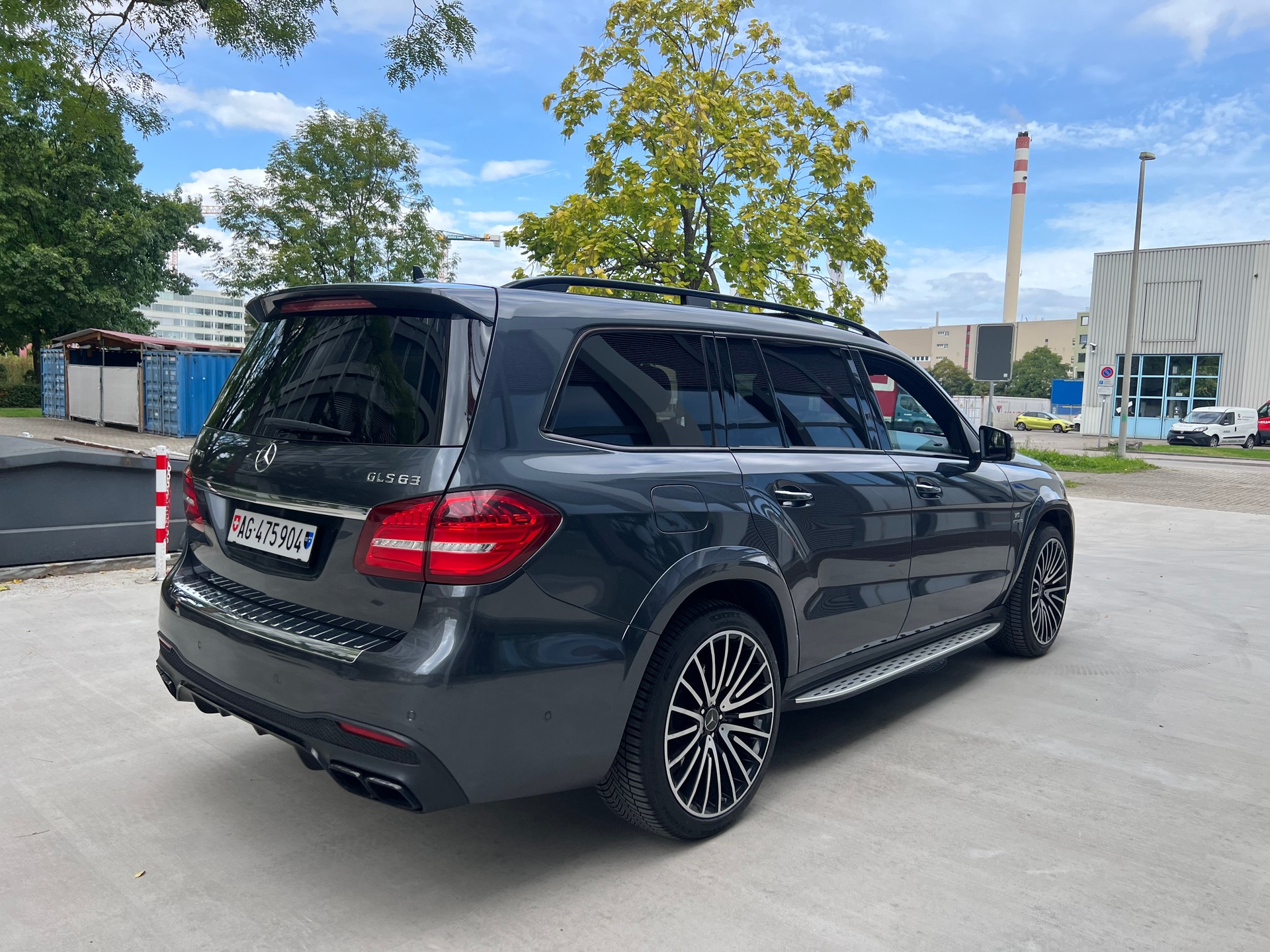 MERCEDES-BENZ GLS 63 AMG 4Matic Speedshift Plus 7G-Tronic-image-4