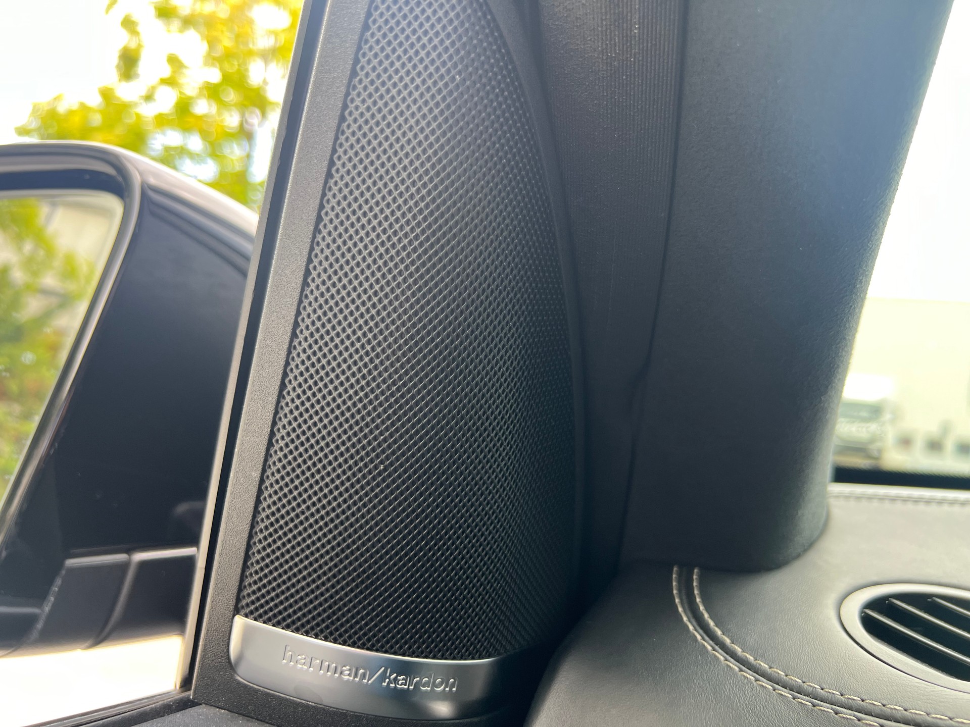 MERCEDES-BENZ GLS 63 AMG 4Matic Speedshift Plus 7G-Tronic-image-21