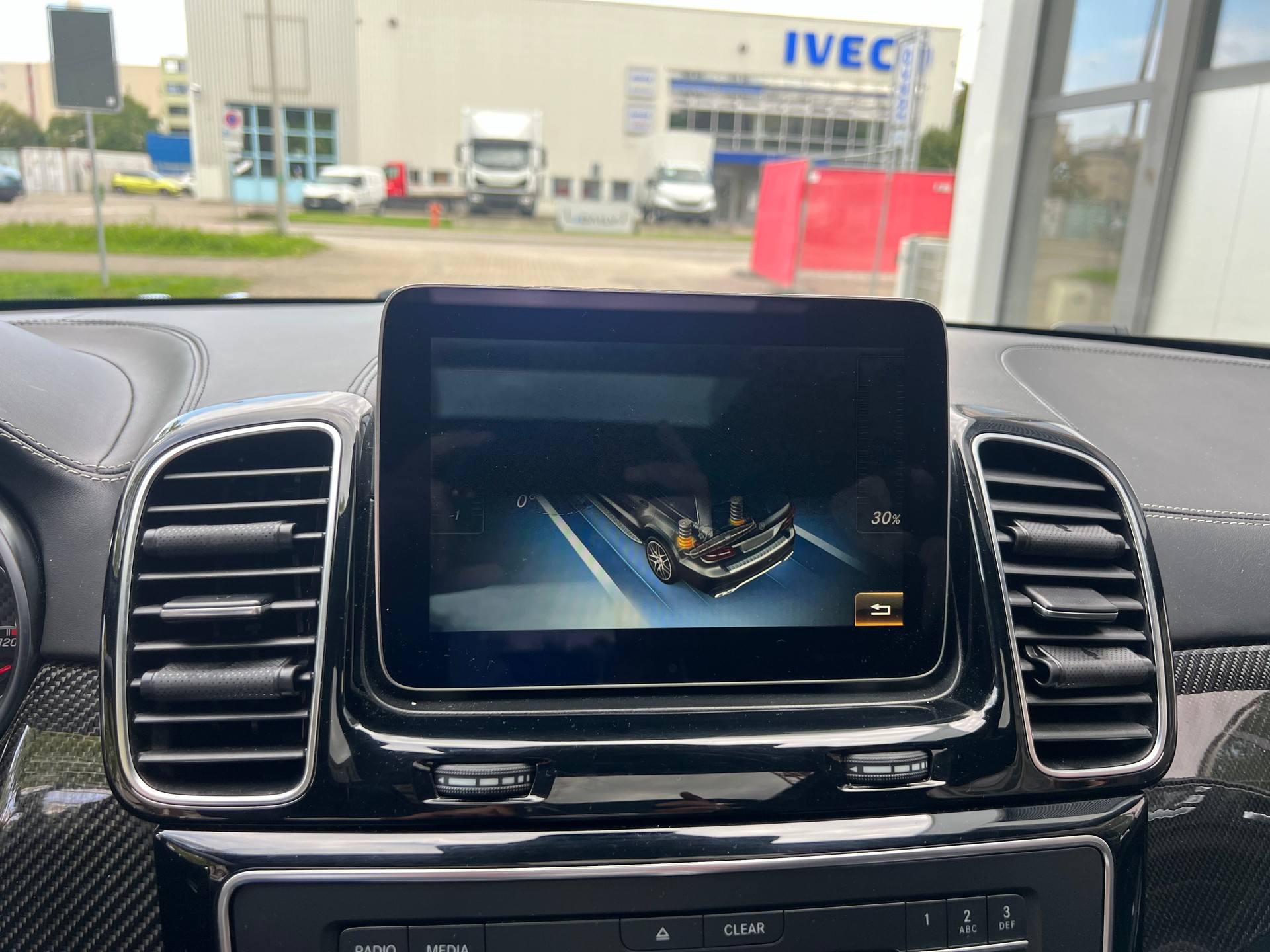 MERCEDES-BENZ GLS 63 AMG 4Matic Speedshift Plus 7G-Tronic-image-17