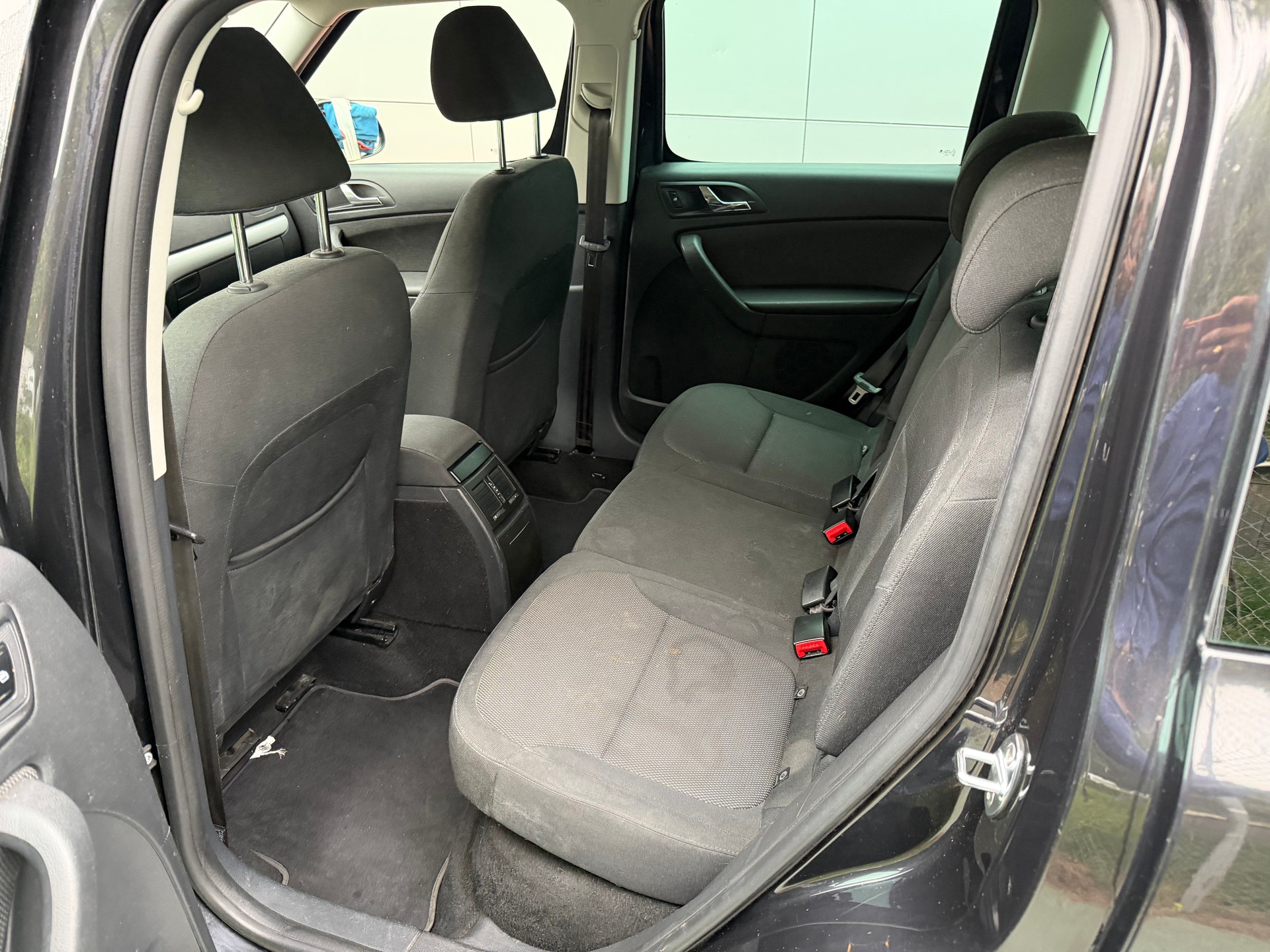 SKODA Yeti 1.8 TSI Experience 4x4-image-10