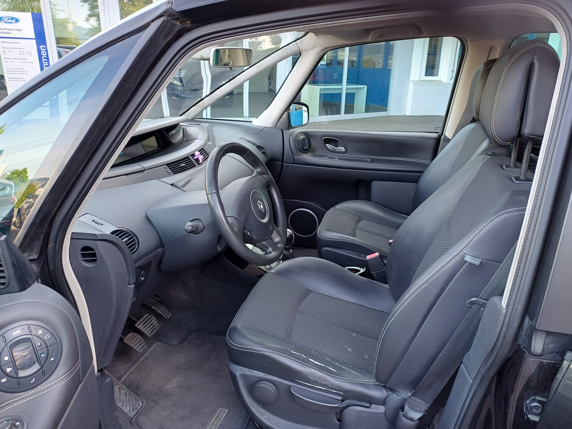 RENAULT Espace 2.0 dCi Expression-image-9