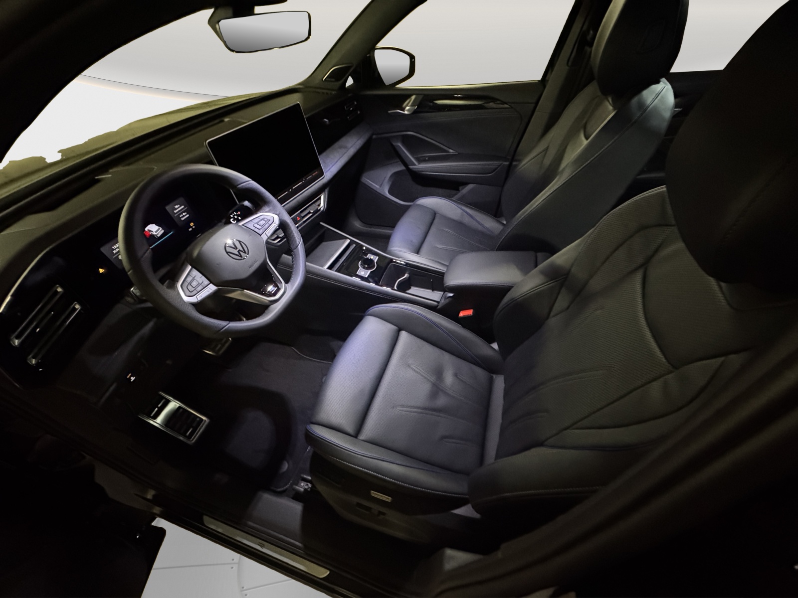 VW Tiguan 1.5 TSI evo2 eHybrid R-Line DSG-image-8