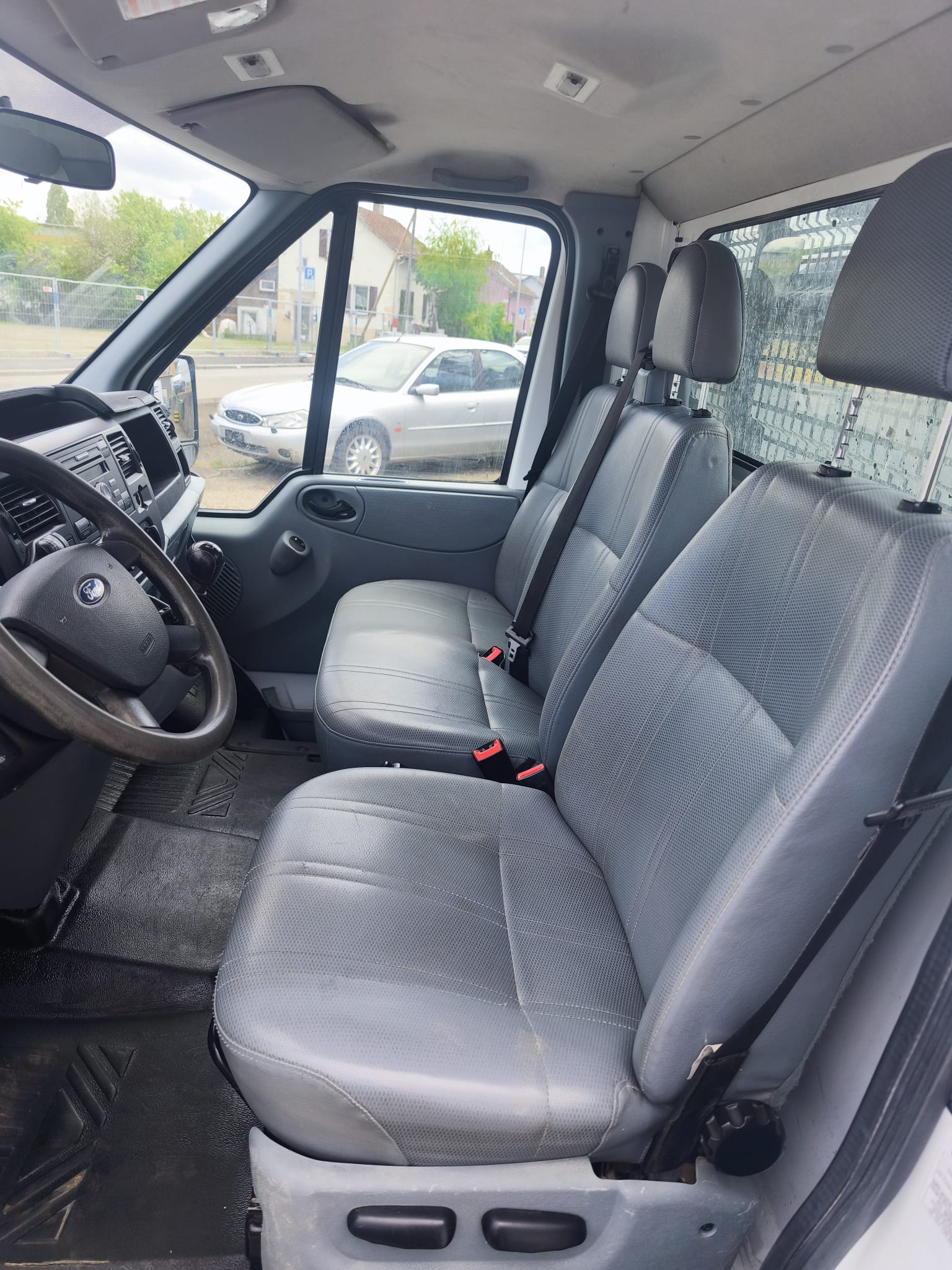 FORD 350-image-5