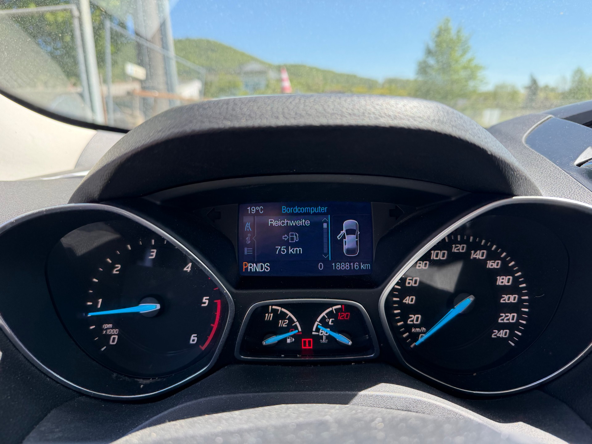 FORD Kuga 2.0 TDCi Titanium 4WD PowerShift-image-7