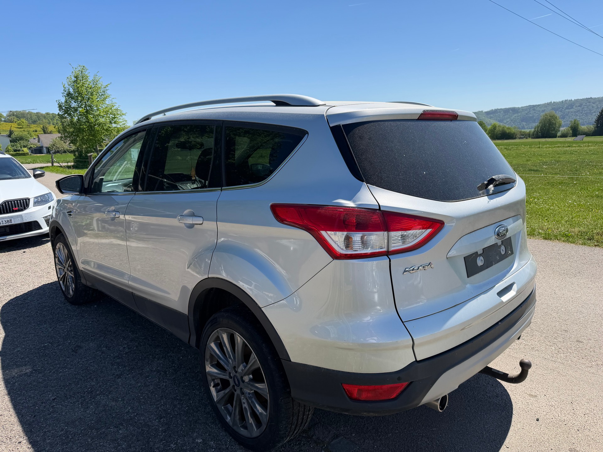 FORD Kuga 2.0 TDCi Titanium 4WD PowerShift-image-3