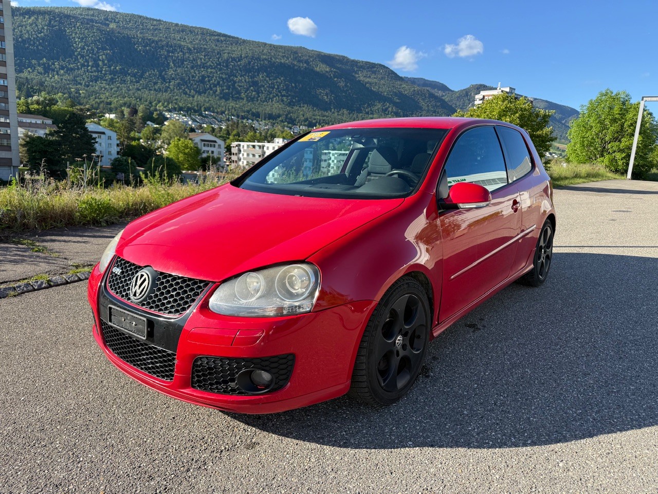 VW Golf 2.0 TFSI GTI-image-2